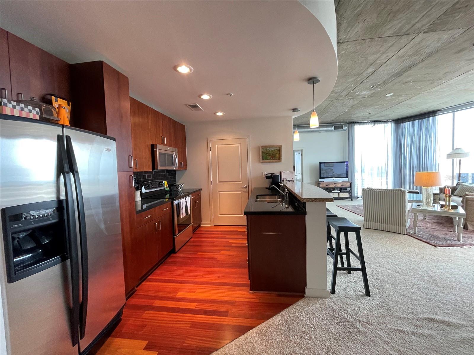 SOLAIRE/PLAZA CONDO - Residential Lease