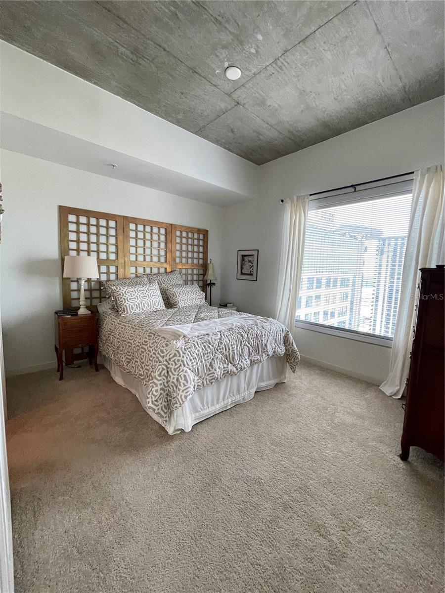 SOLAIRE/PLAZA CONDO - Residential Lease