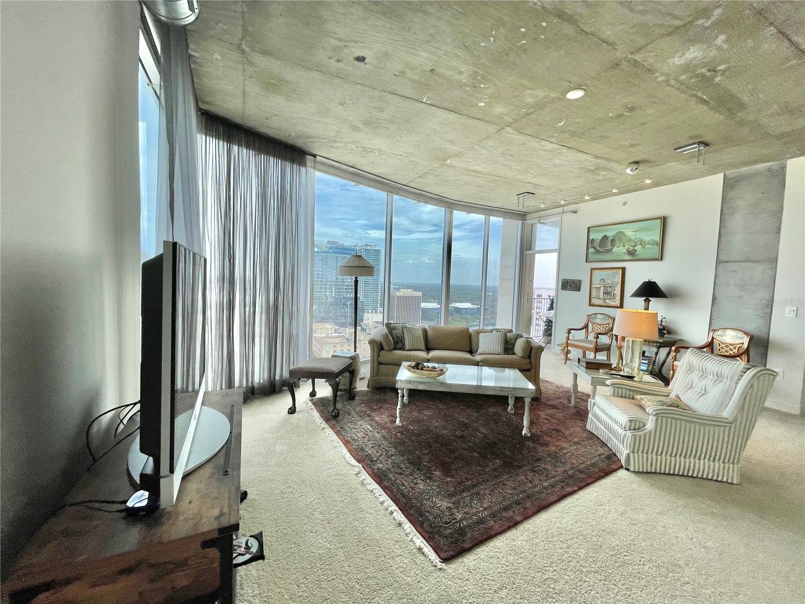 SOLAIRE/PLAZA CONDO - Residential Lease