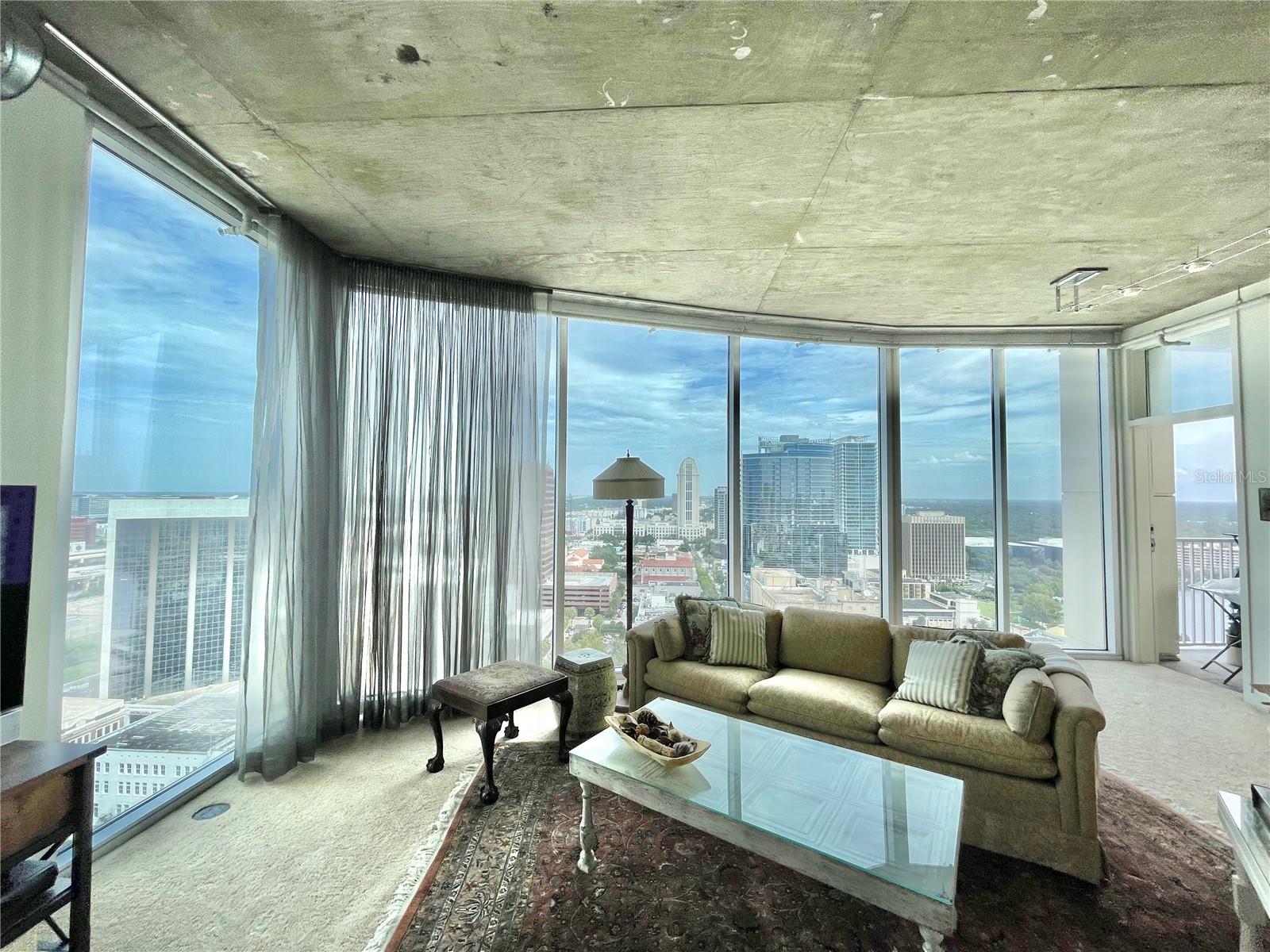 SOLAIRE/PLAZA CONDO - Residential Lease