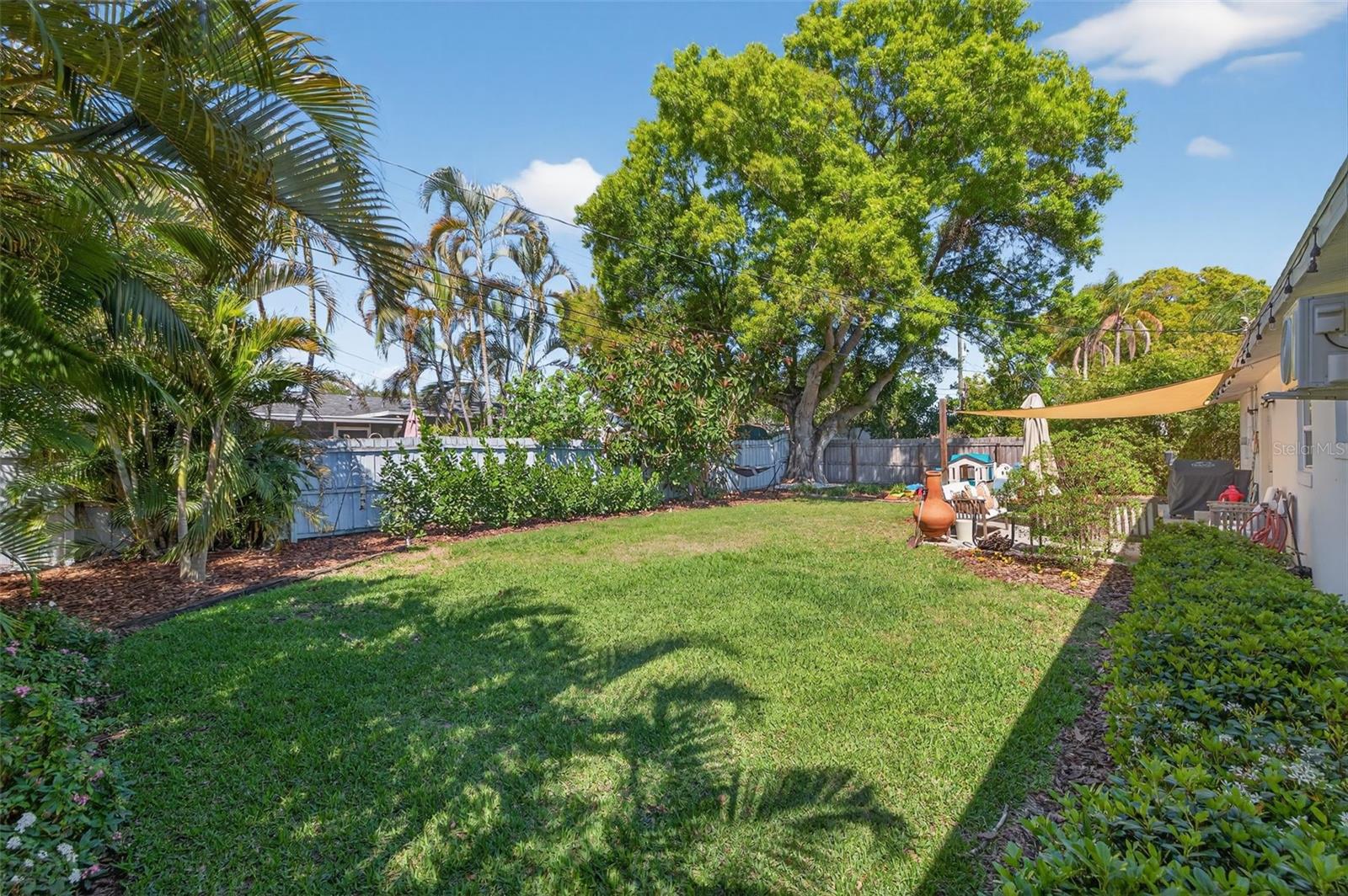 MEADOW LAWN 2ND ADD - Residential