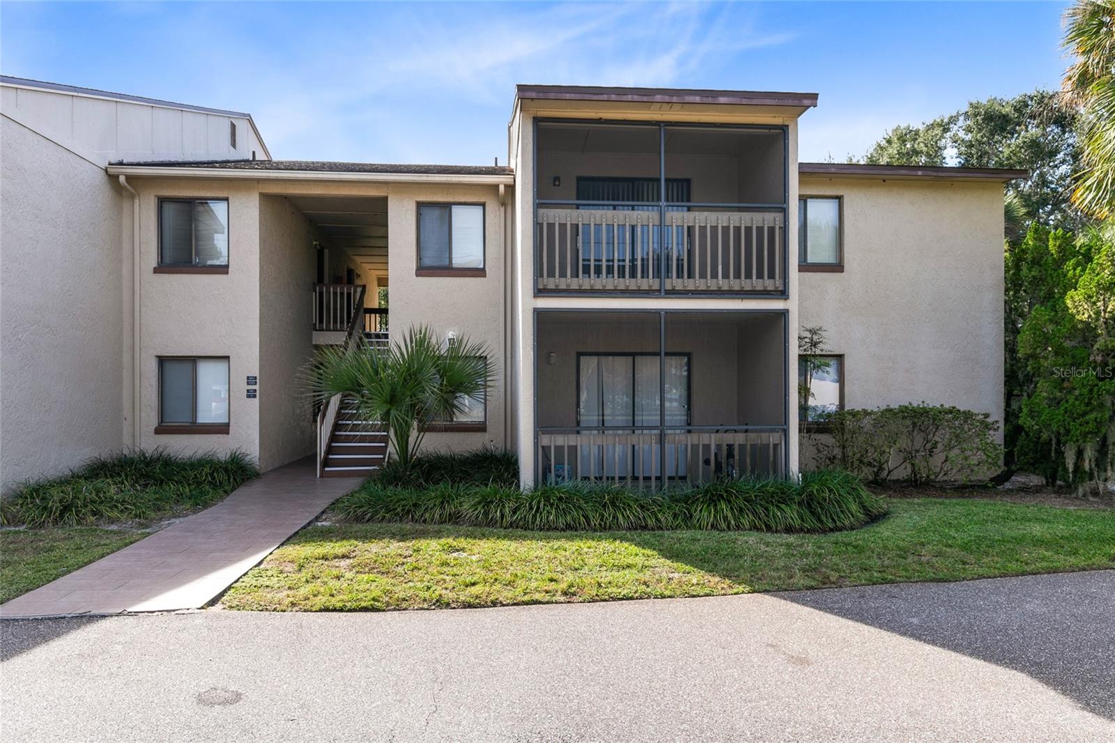 BUENA VISTA DEV - Residential Lease