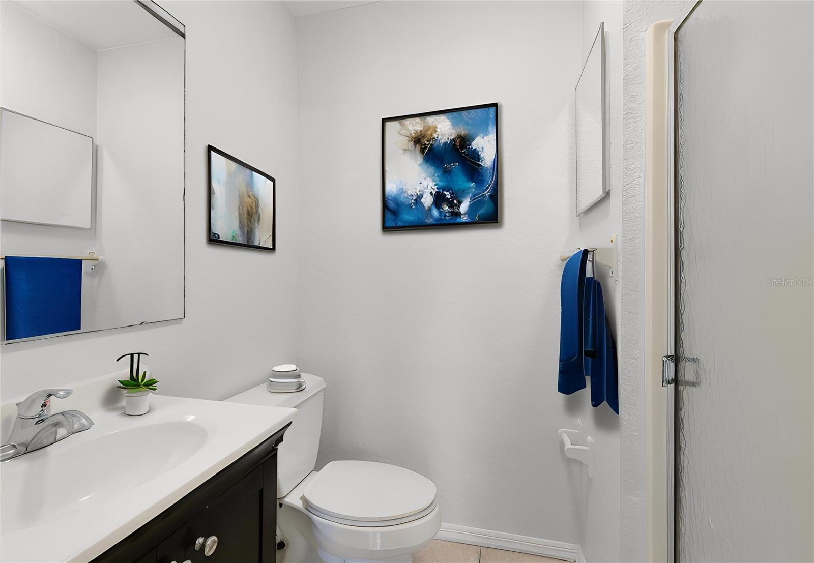 BUENA VISTA DEV - Residential Lease