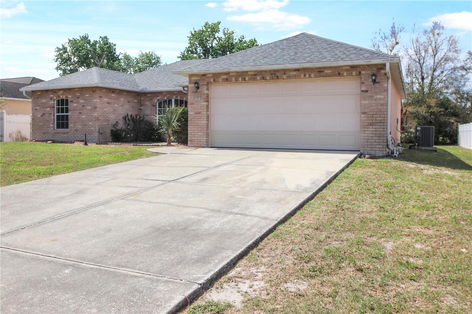 DELTONA LAKES UNIT 5 - Residential