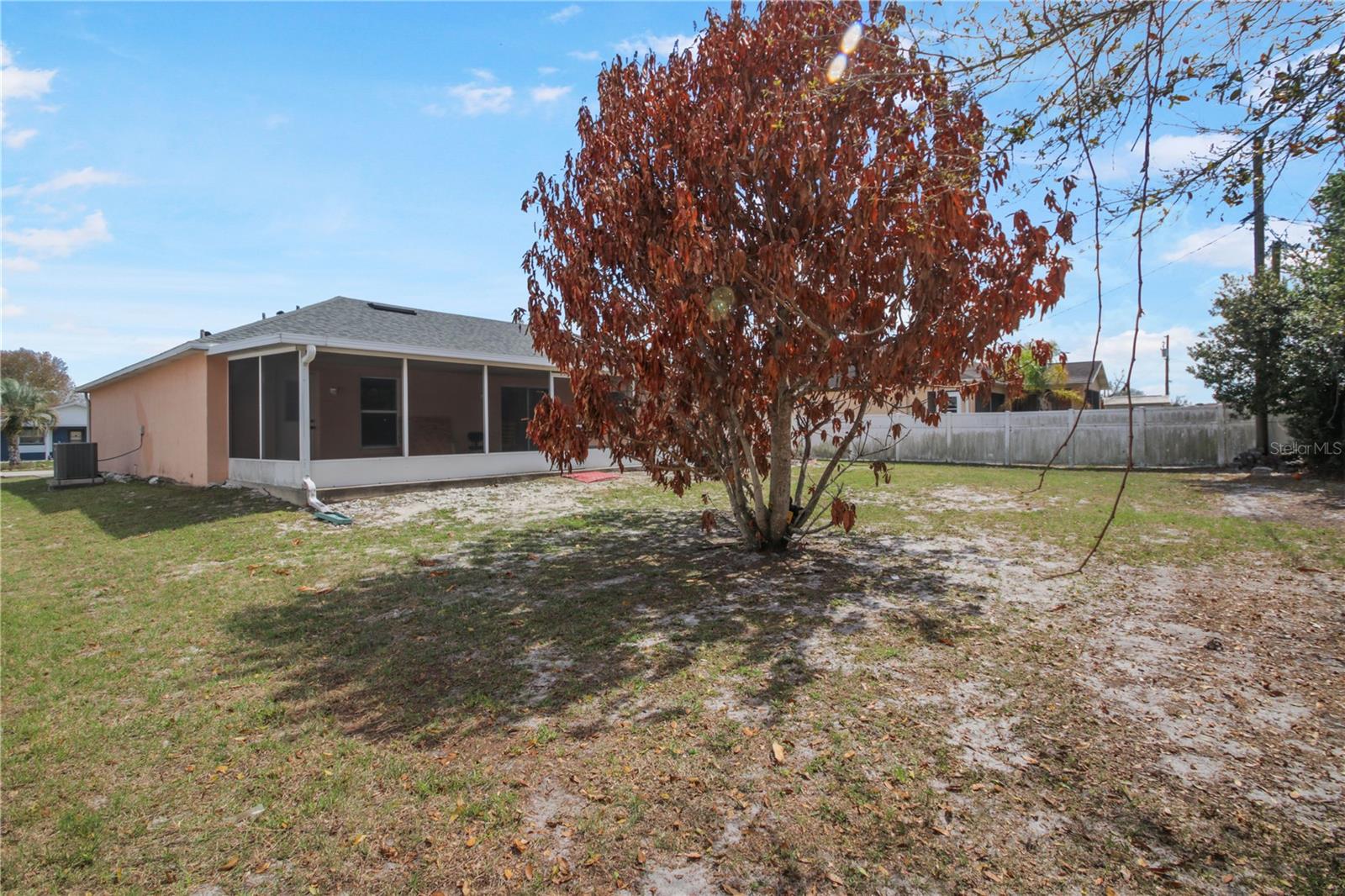 DELTONA LAKES UNIT 5 - Residential