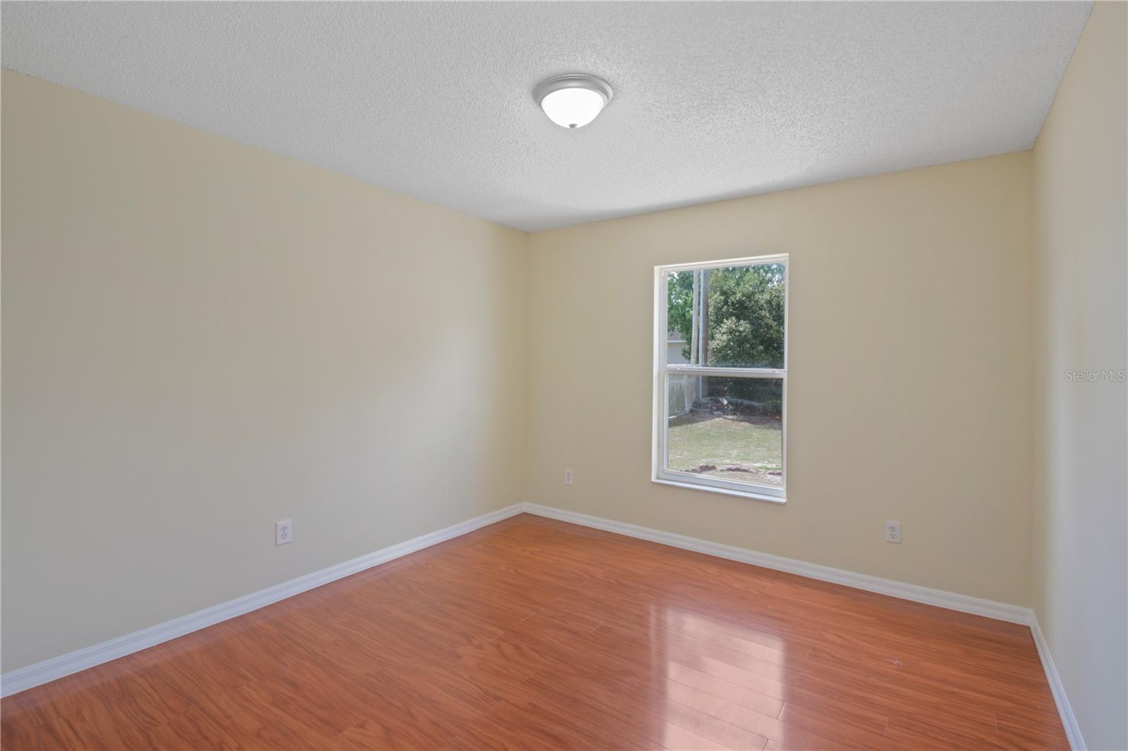 DELTONA LAKES UNIT 5 - Residential