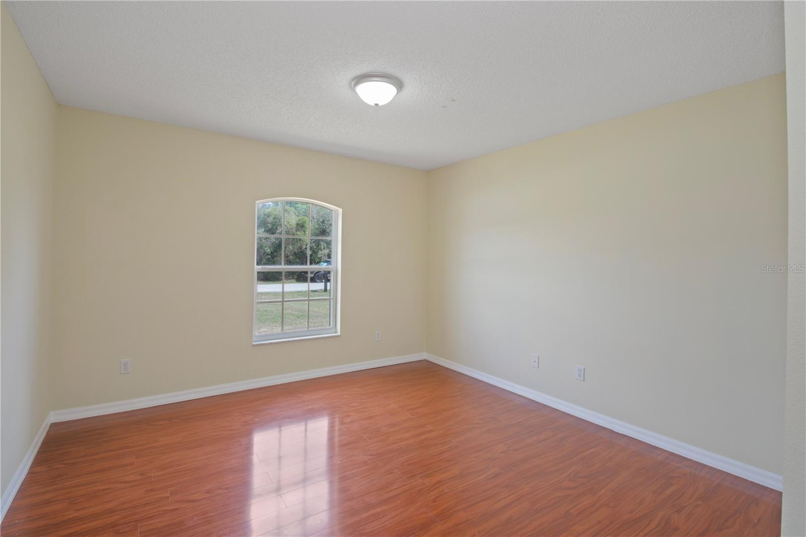 DELTONA LAKES UNIT 5 - Residential