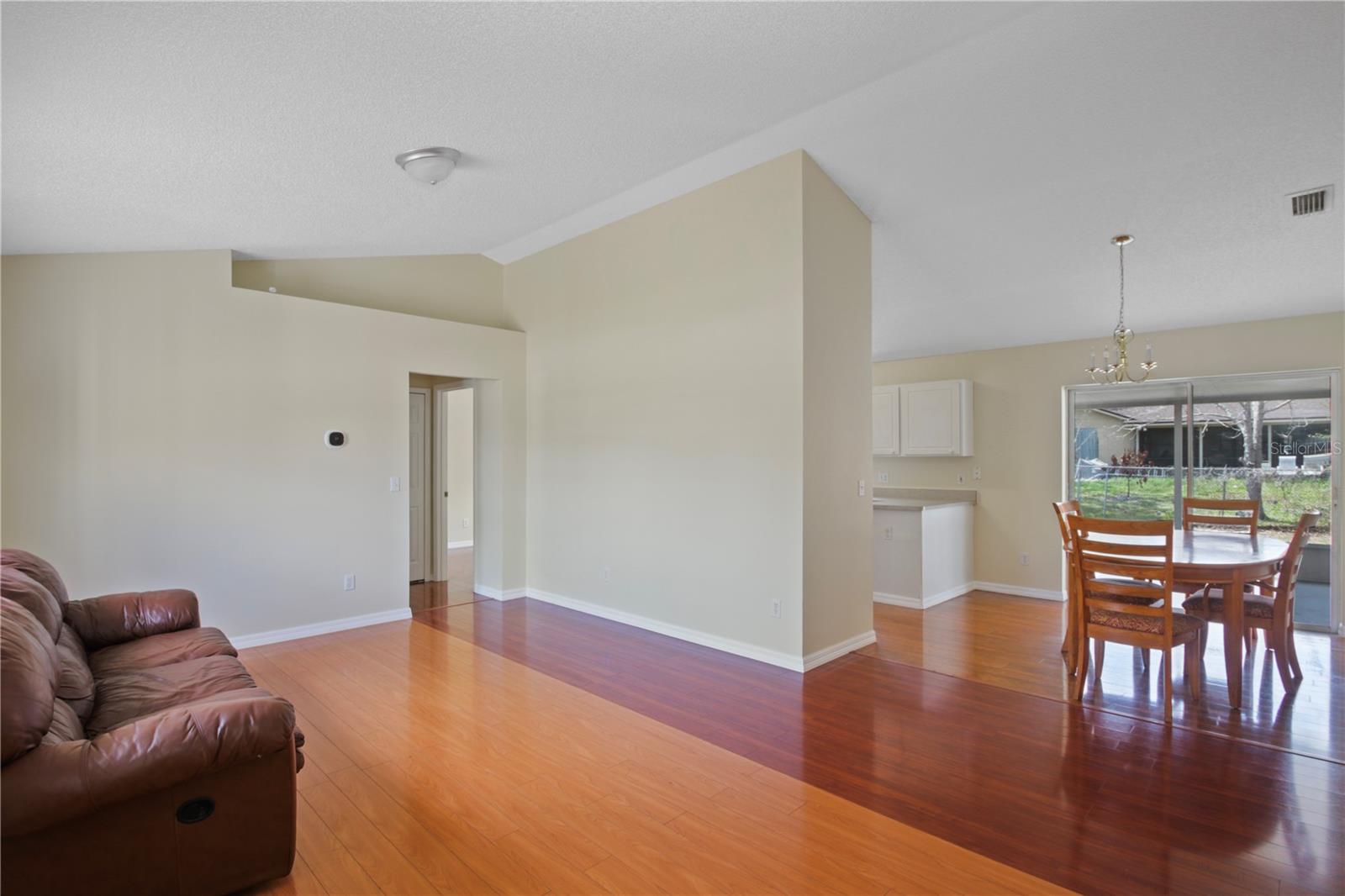 DELTONA LAKES UNIT 5 - Residential