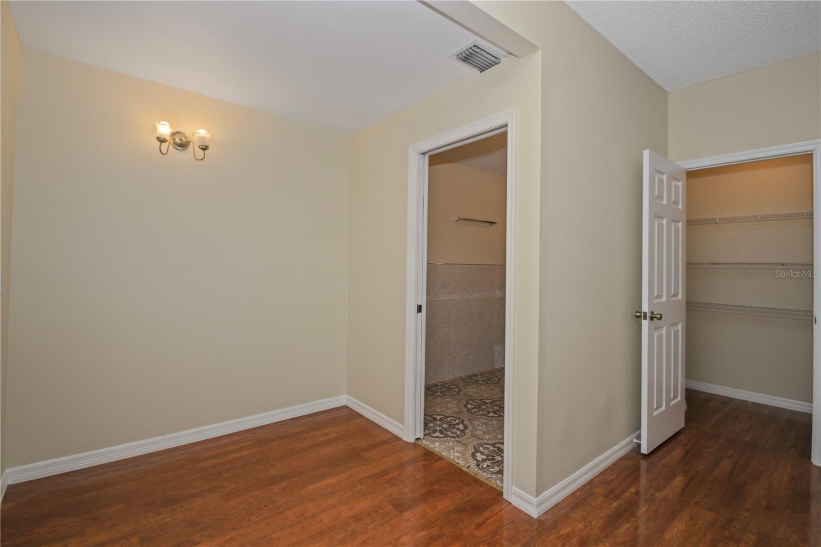 DELTONA LAKES UNIT 5 - Residential