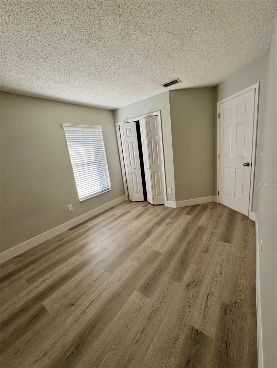 CRYSTAL CREEK UNIT 1 - Residential Lease