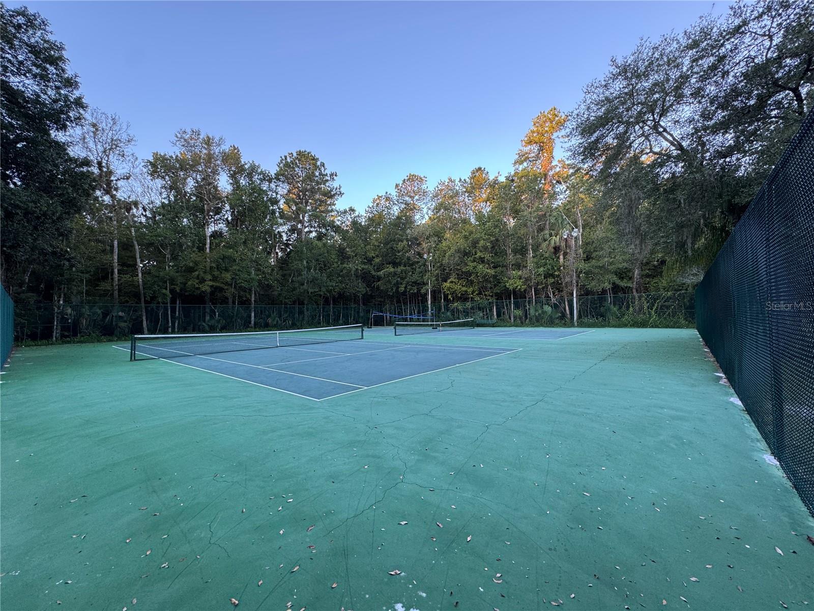 CRYSTAL CREEK UNIT 1 - Residential Lease