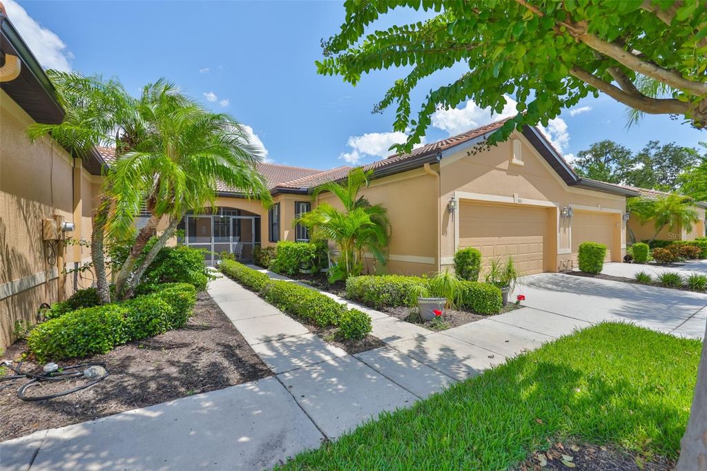 Photo of 5831 Sunset Falls Drive, Apollo Beach, FL 33572 (MLS # TB8424933)