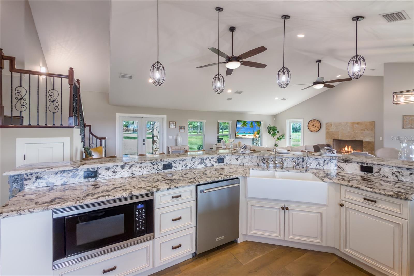 ACREAGE & UNREC - Residential