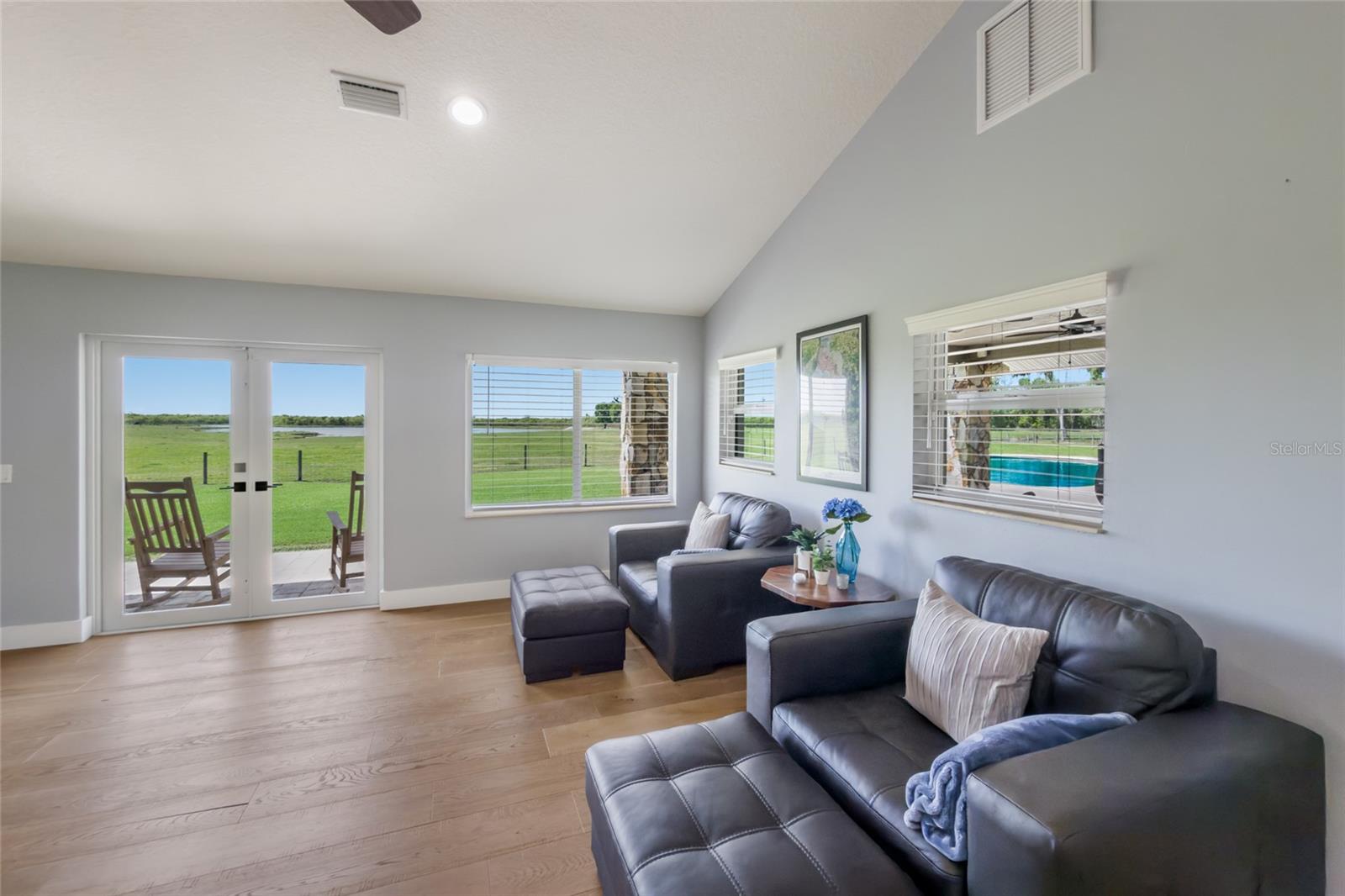 ACREAGE & UNREC - Residential