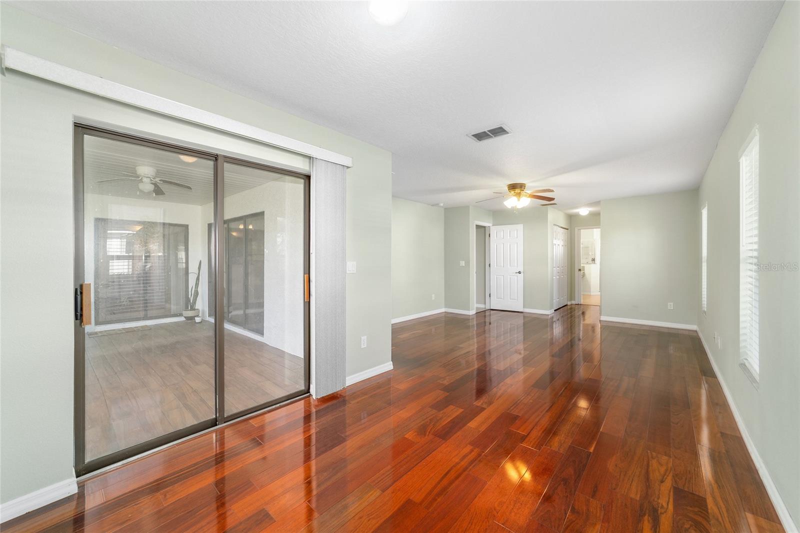 THE ARBORS - Residential