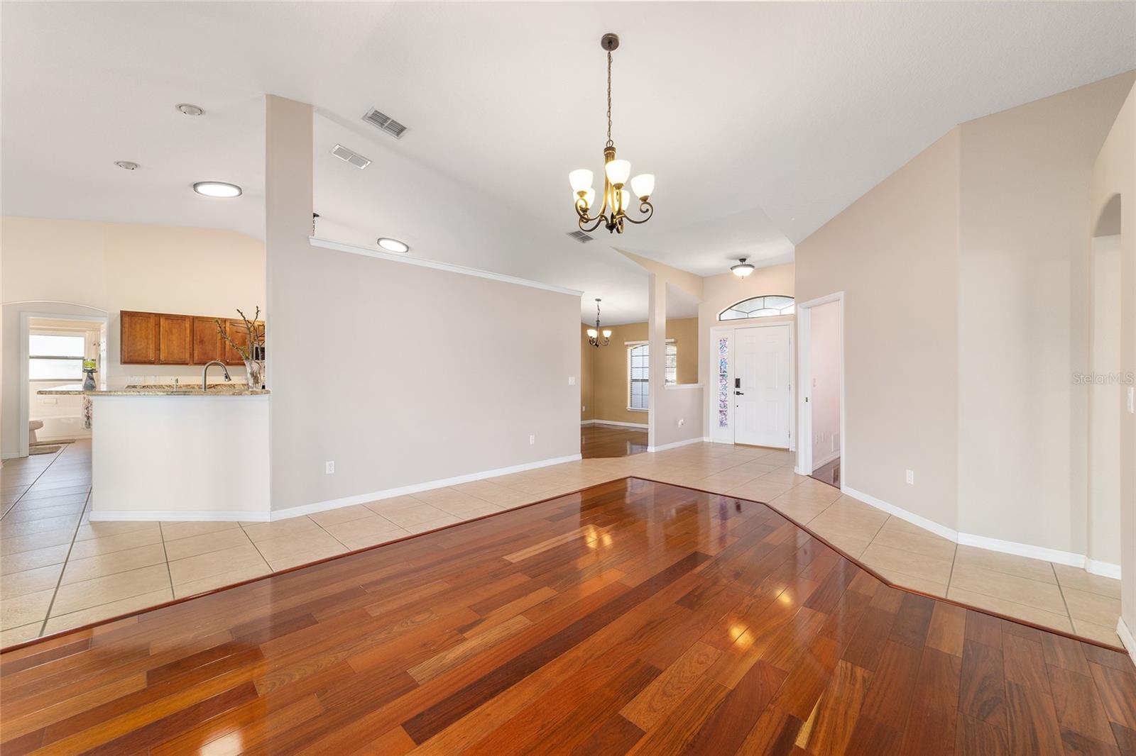 THE ARBORS - Residential