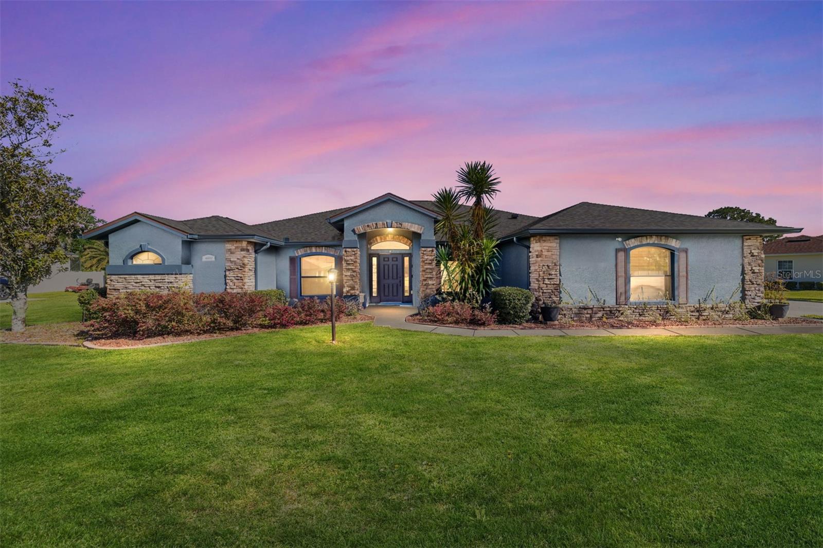 THE ARBORS - Residential