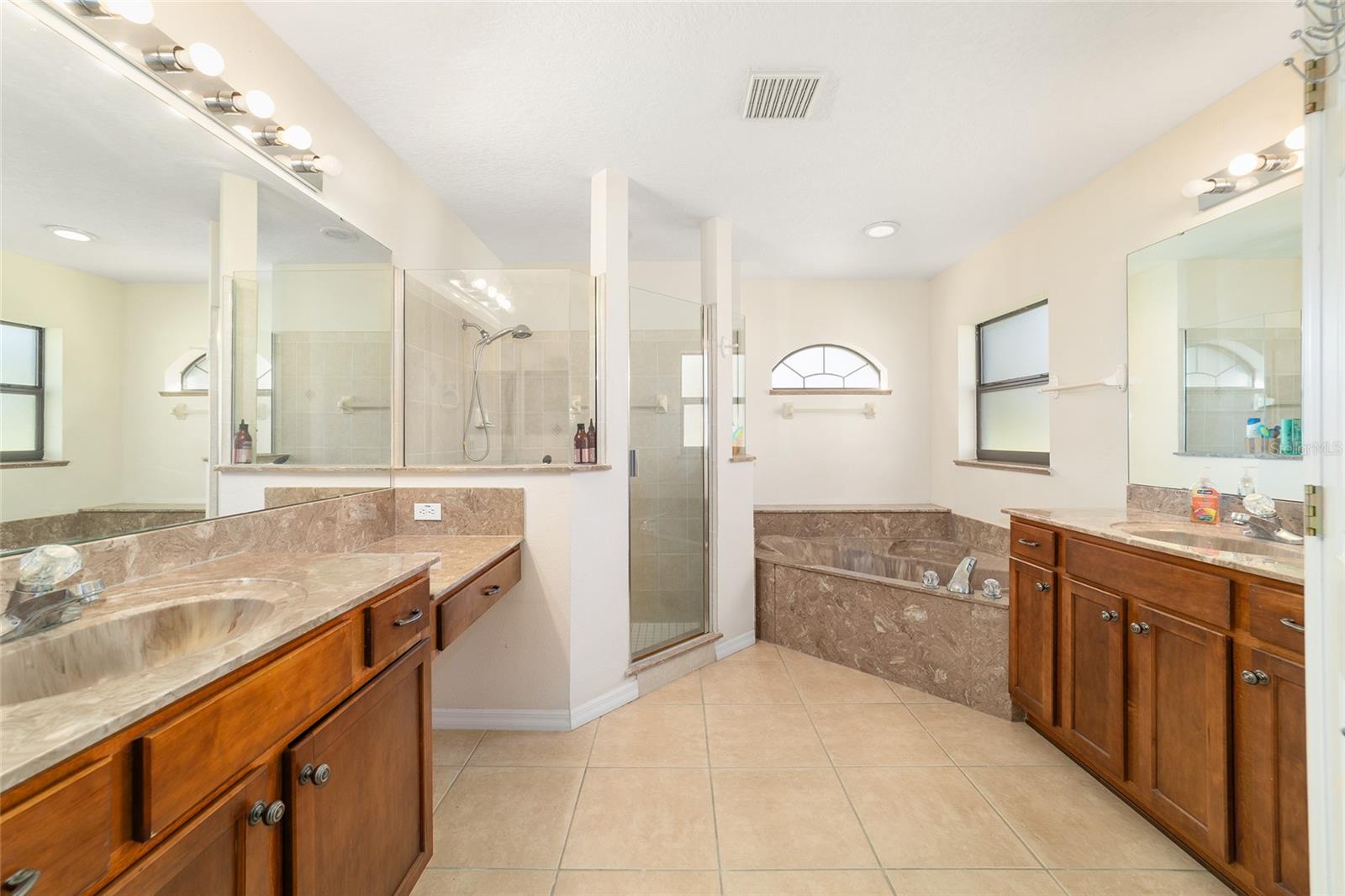 THE ARBORS - Residential