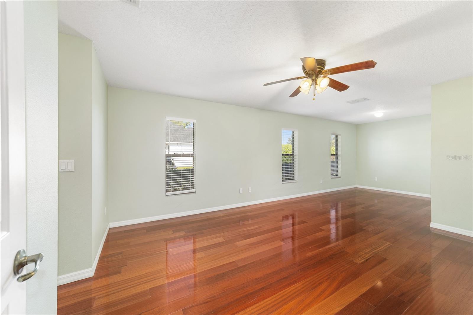 THE ARBORS - Residential