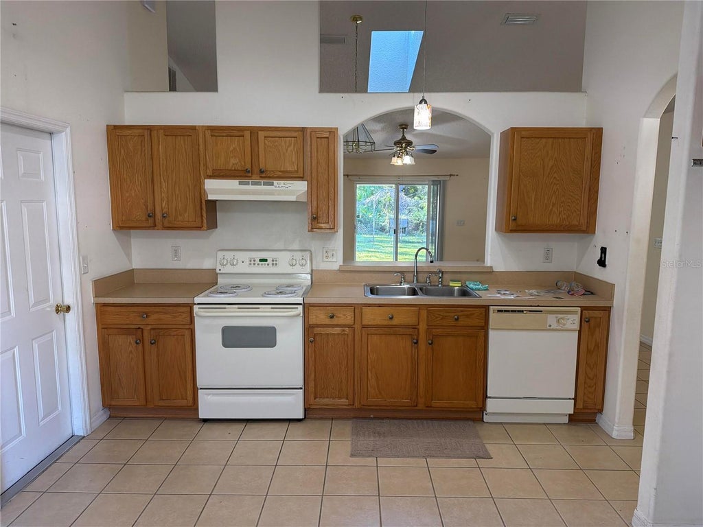 Photo of 25 Rymshaw Drive, Palm Coast, FL 32164 (MLS # O6450425)