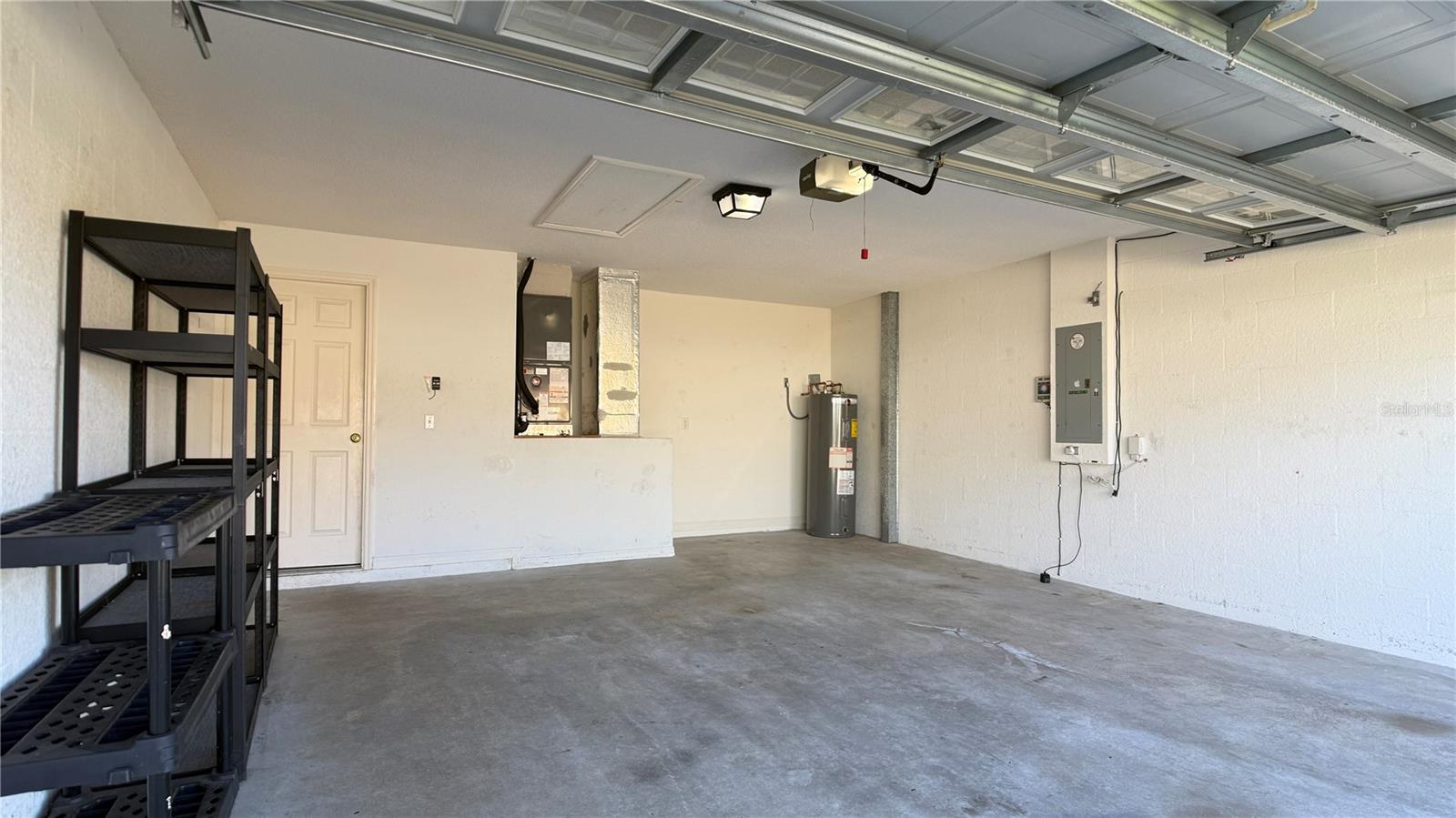 HIGHLAND SQUARE PH 01 - Residential Lease