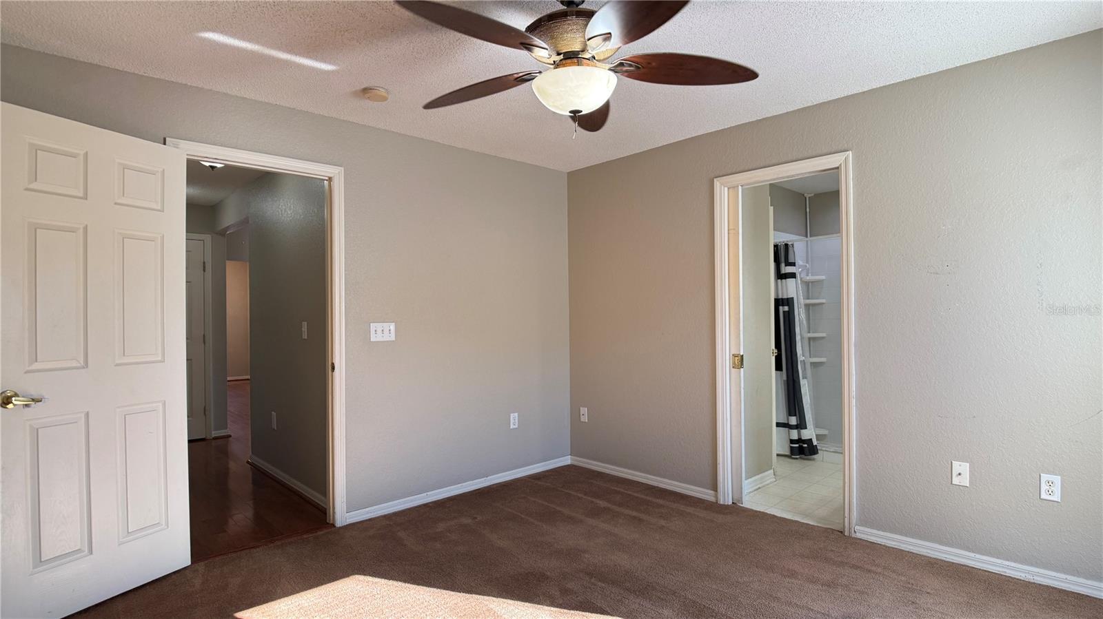 HIGHLAND SQUARE PH 01 - Residential Lease