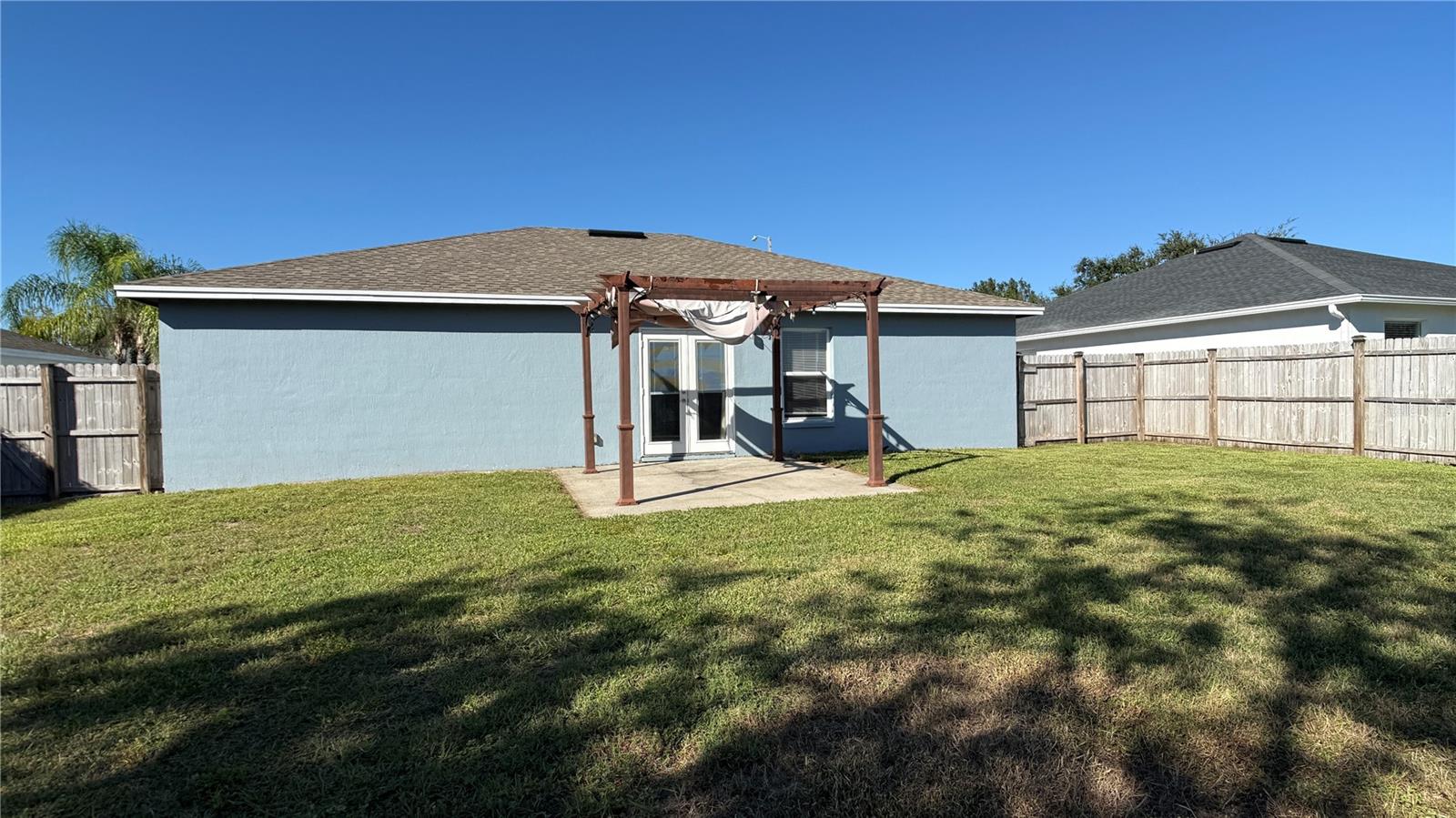 HIGHLAND SQUARE PH 01 - Residential Lease