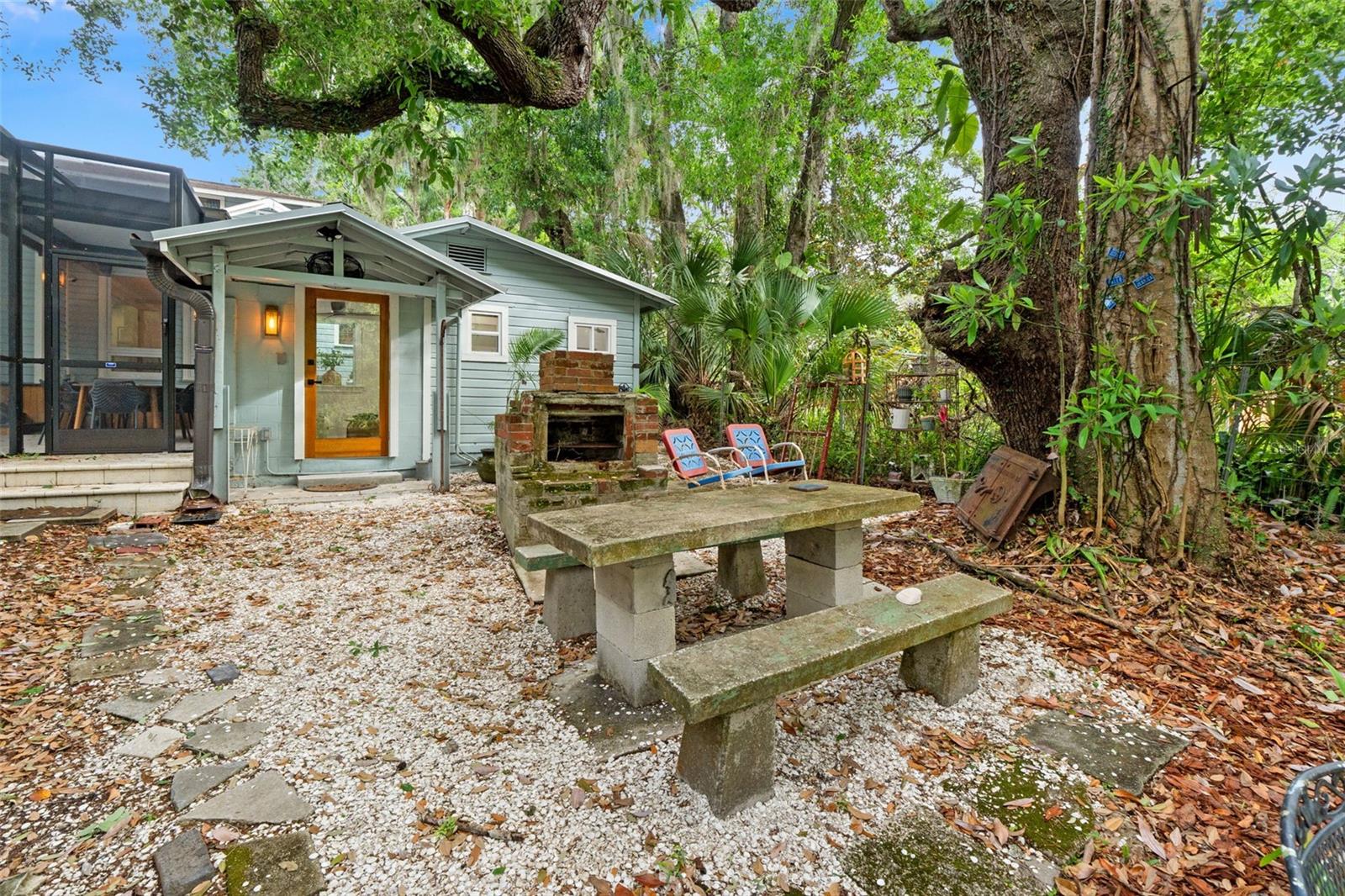 IDLEWILD ON HILLSBOROUGH - Residential