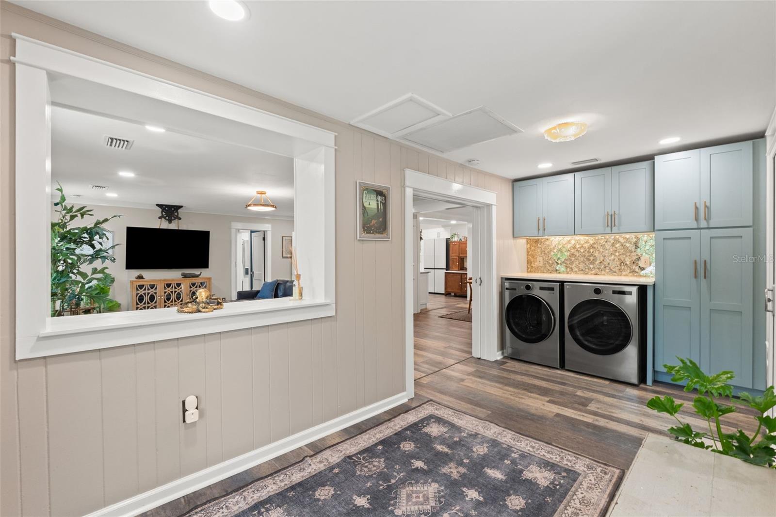 IDLEWILD ON HILLSBOROUGH - Residential