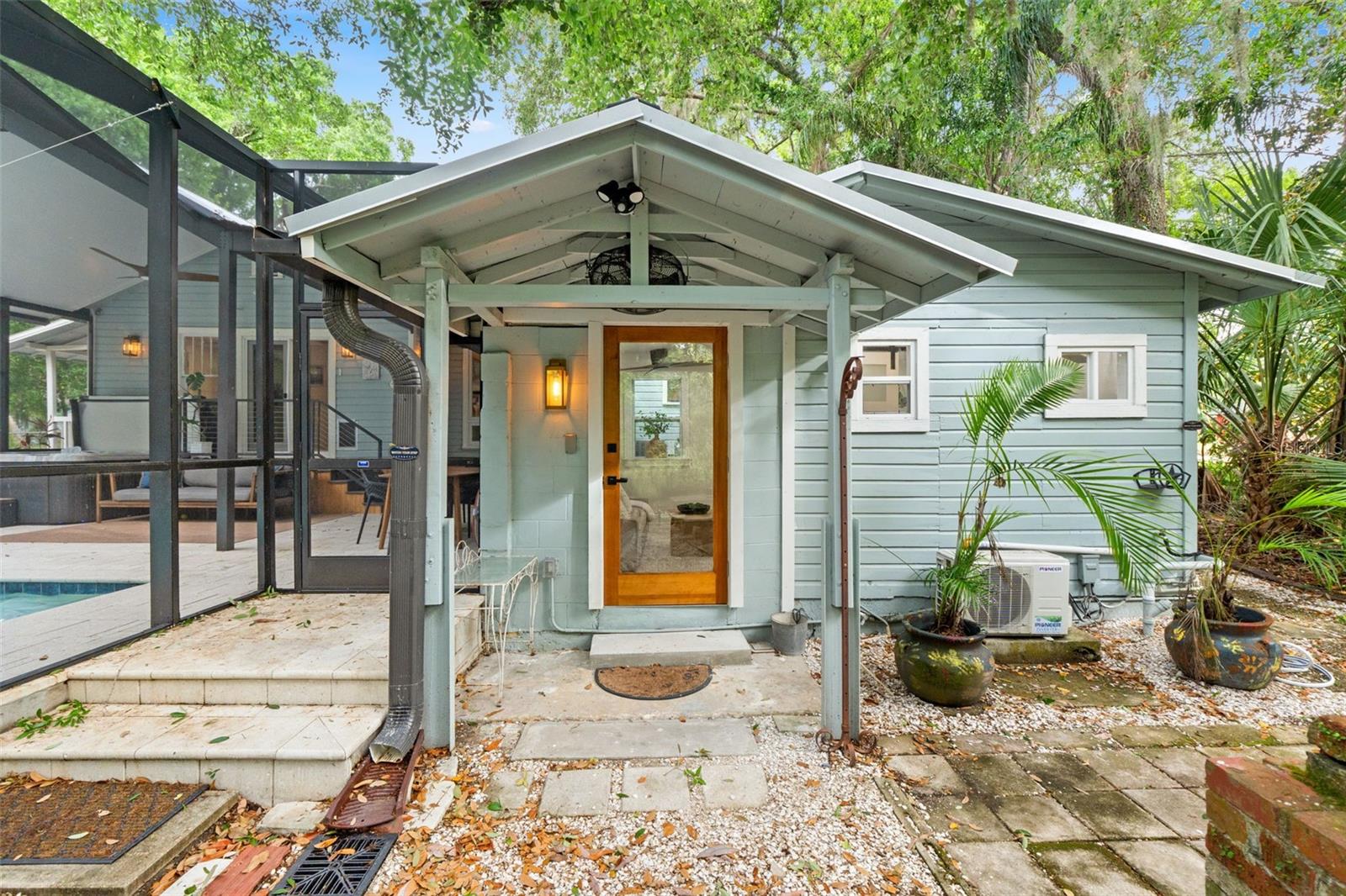 IDLEWILD ON HILLSBOROUGH - Residential