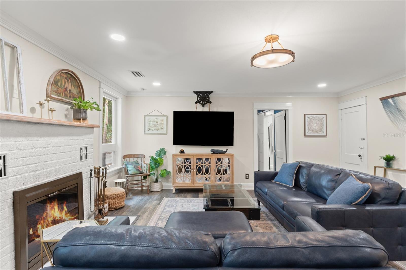 IDLEWILD ON HILLSBOROUGH - Residential