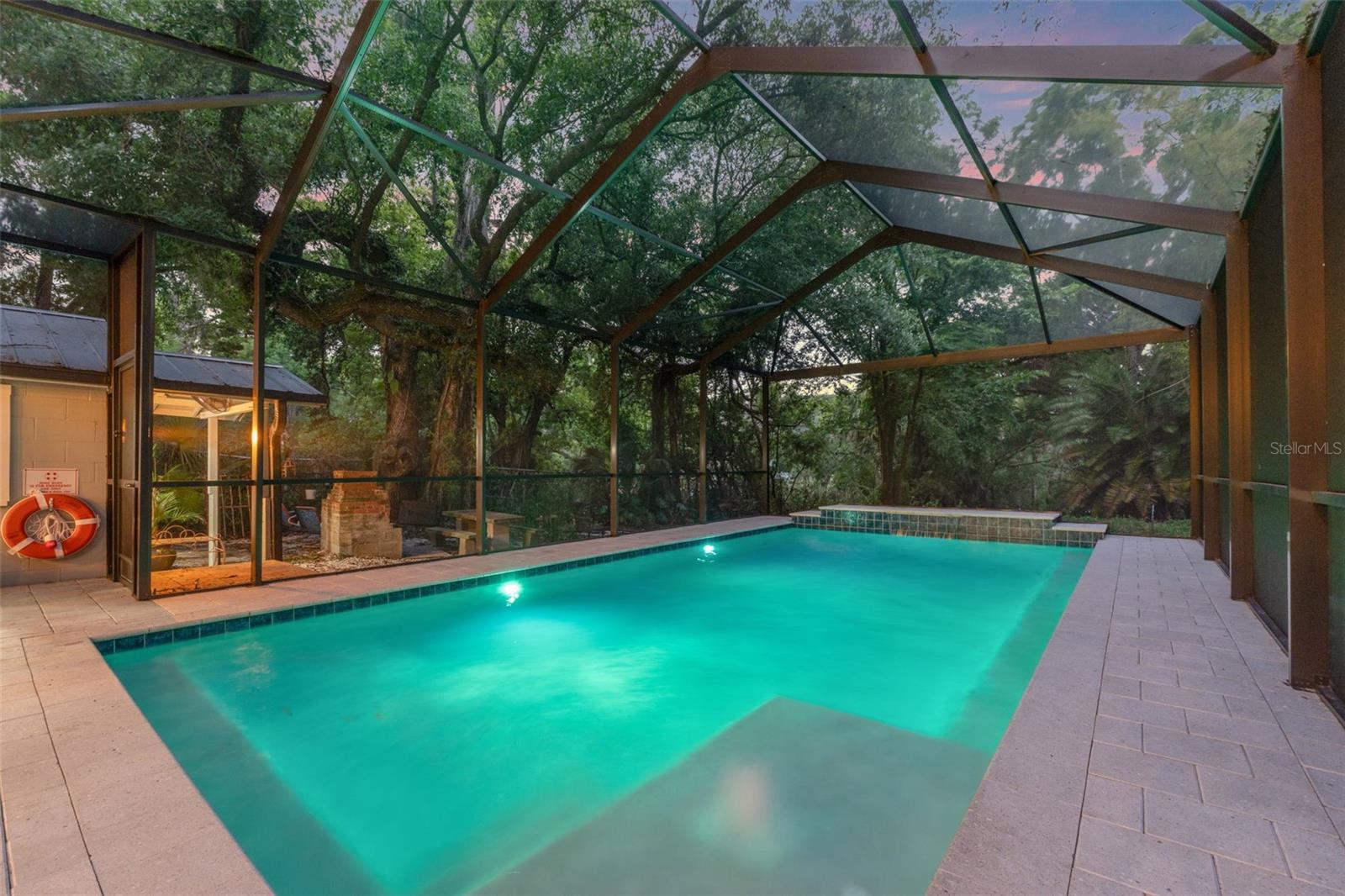 IDLEWILD ON HILLSBOROUGH - Residential