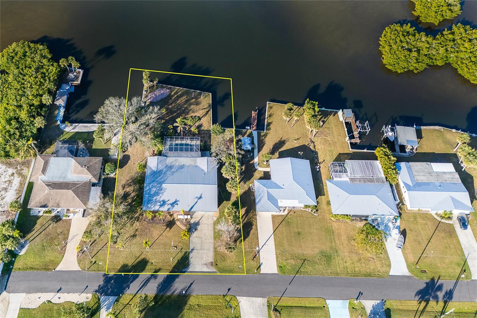 OXFORD MANOR 3RD ADD - Residential