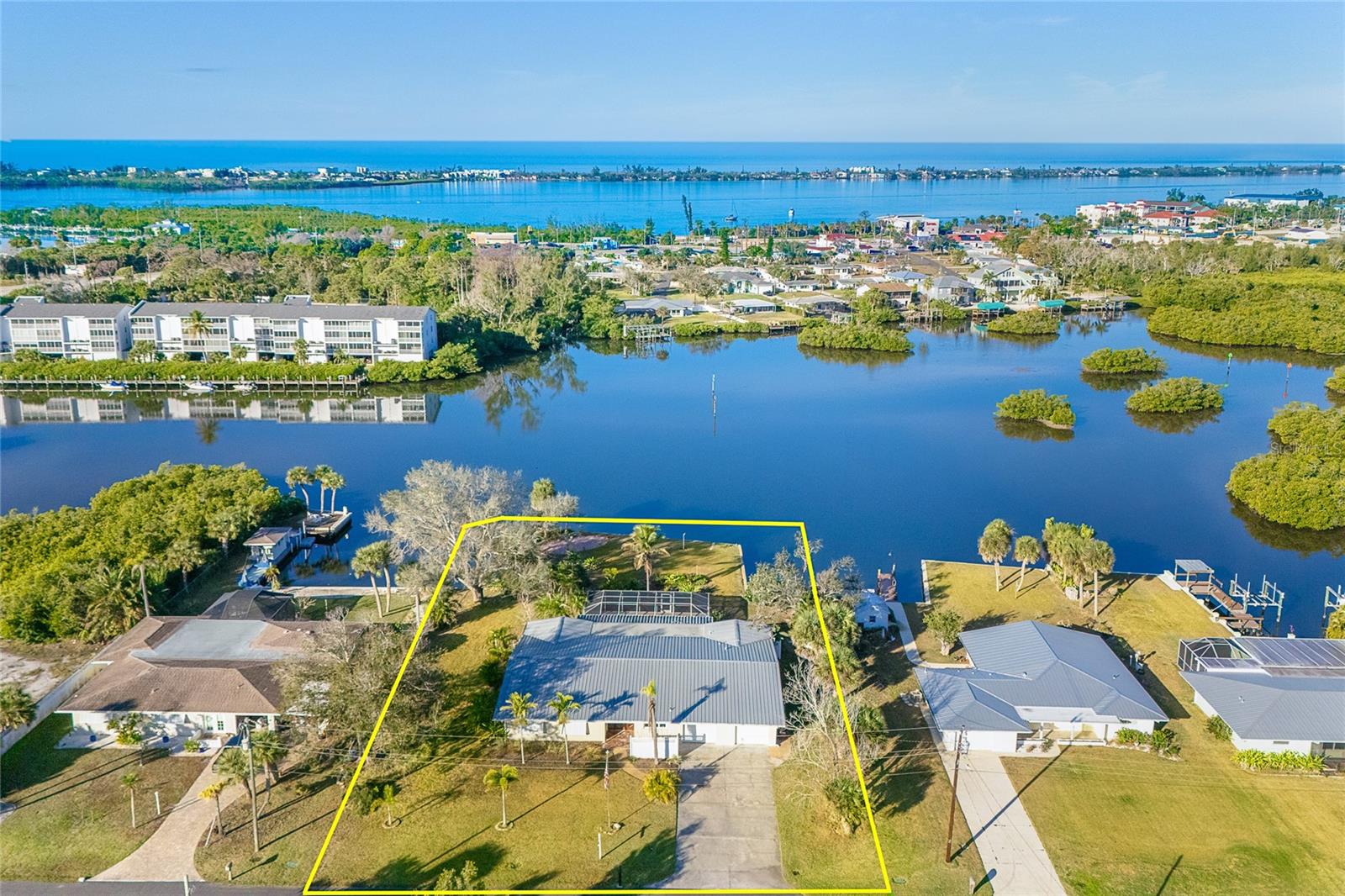 OXFORD MANOR 3RD ADD - Residential