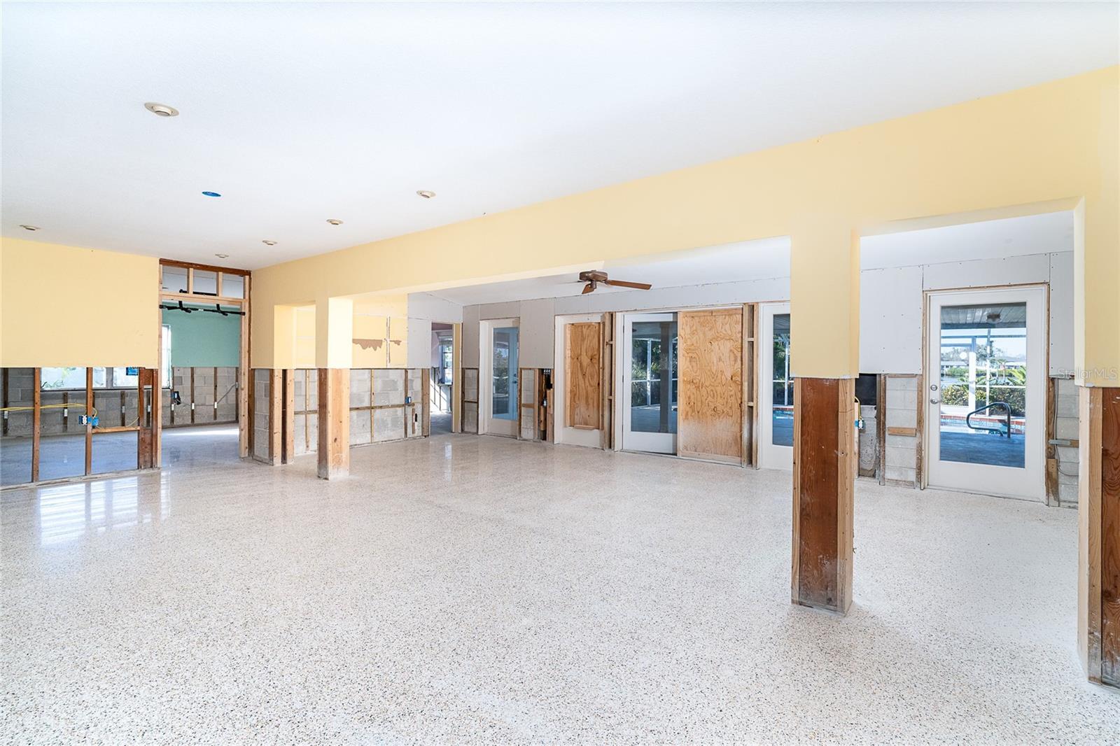 OXFORD MANOR 3RD ADD - Residential