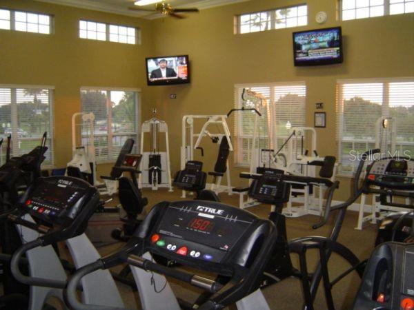 PELICAN POINTE GOLF & COUNTRY CLUB - Residential