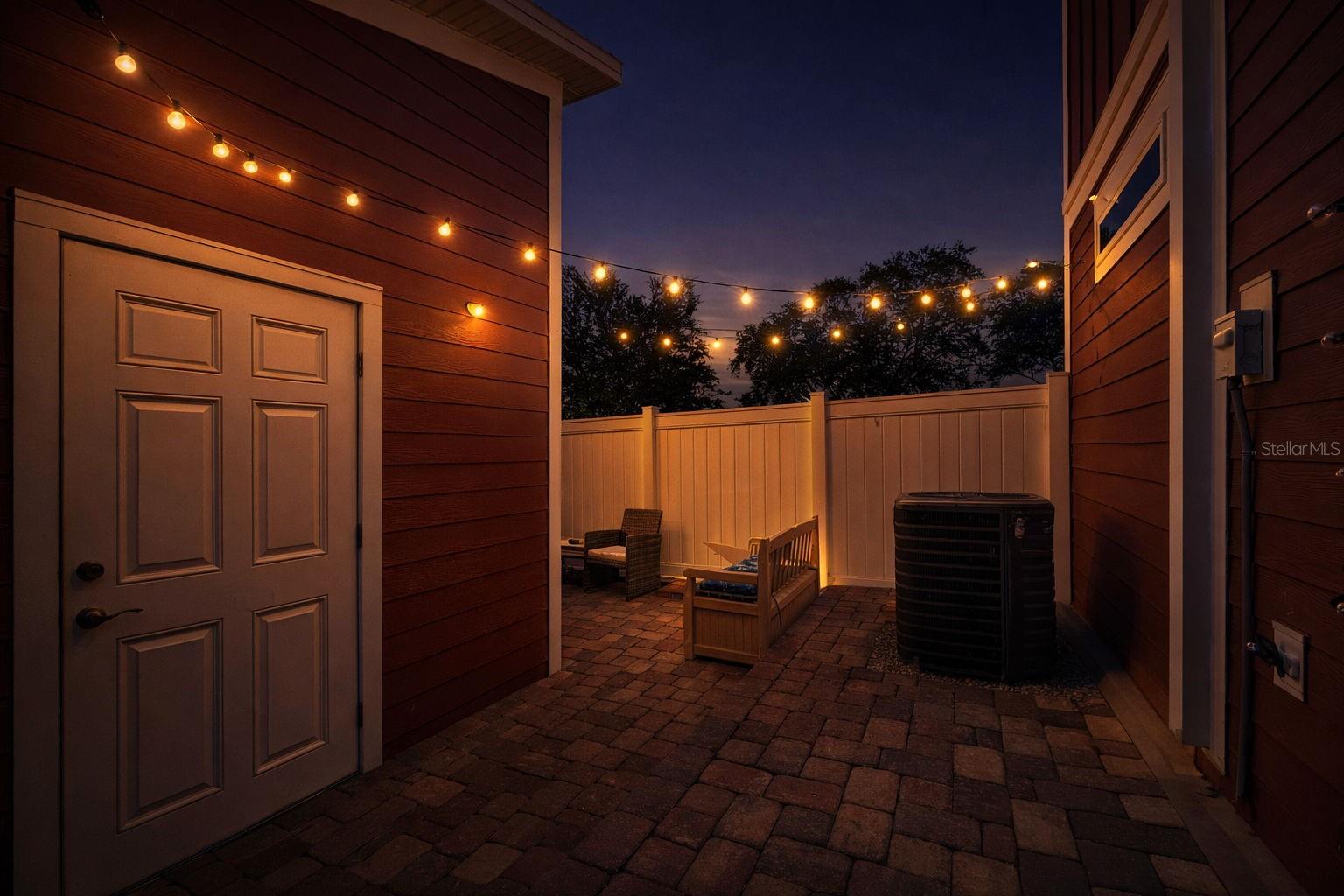 1132 MARTIN LUTHER KING JR AVE