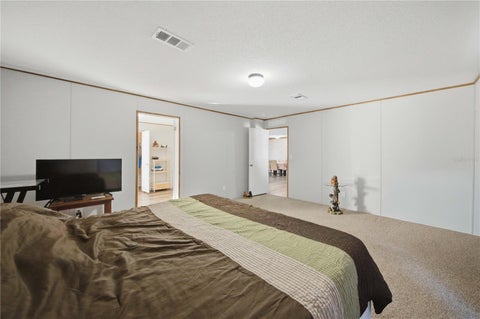 Tiny photo for 9921 SE 160th Avenue, Ocklawaha, FL 32179 (MLS # OM734512)