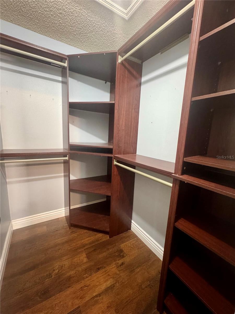 LOT 48 ALAFAYA WOODS PH 5 PB 35 PGS 62 TO 64 - Residential