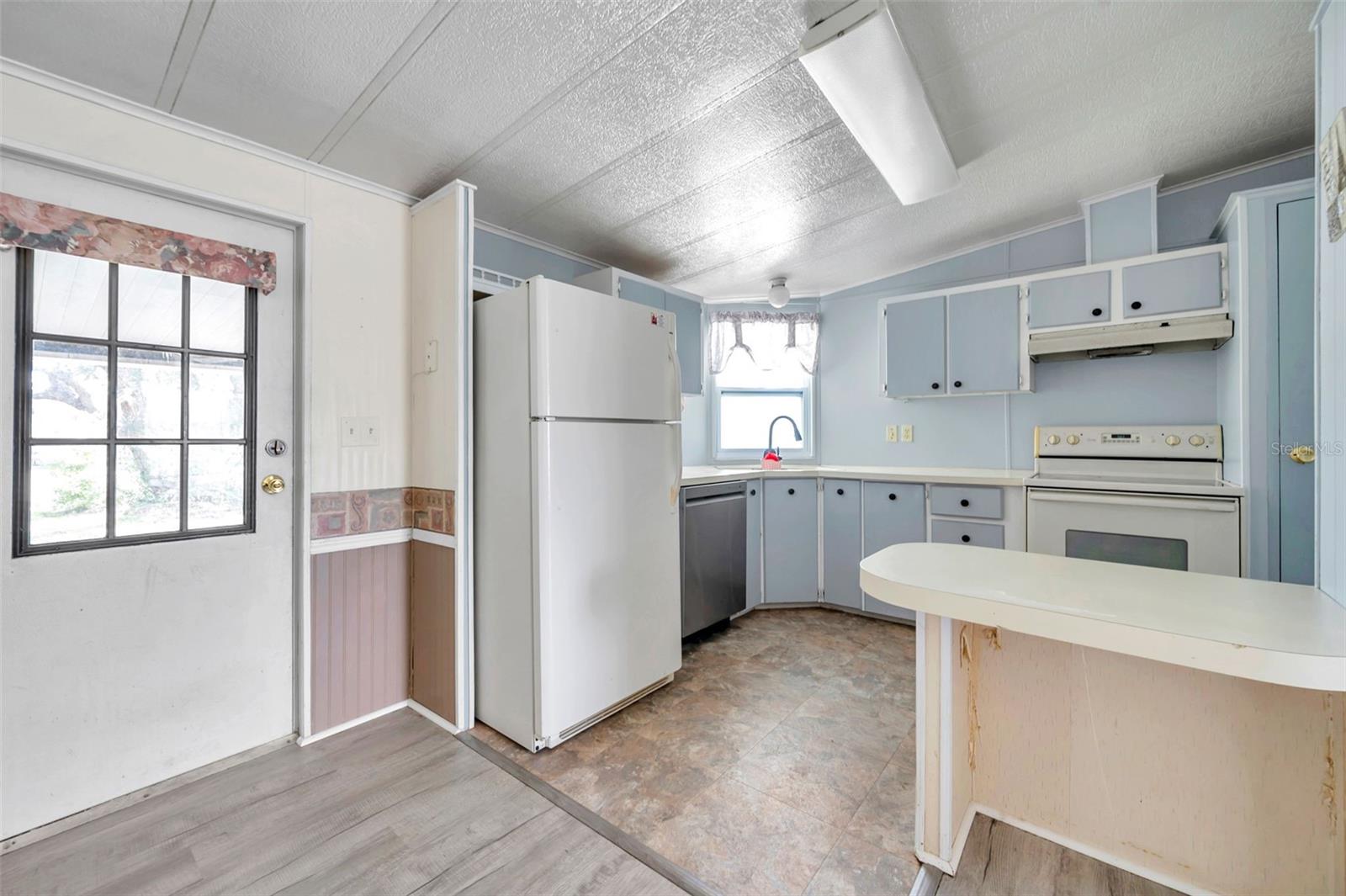 BROOKRIDGE COMMUNITY - Residential