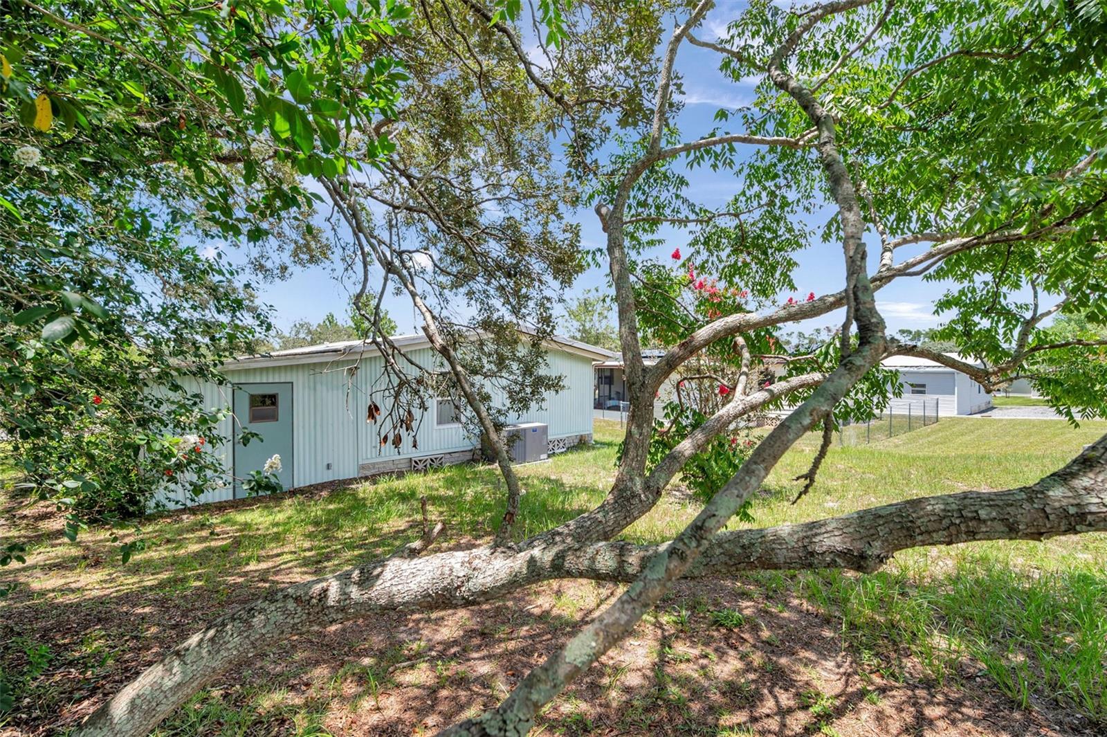 BROOKRIDGE COMMUNITY - Residential