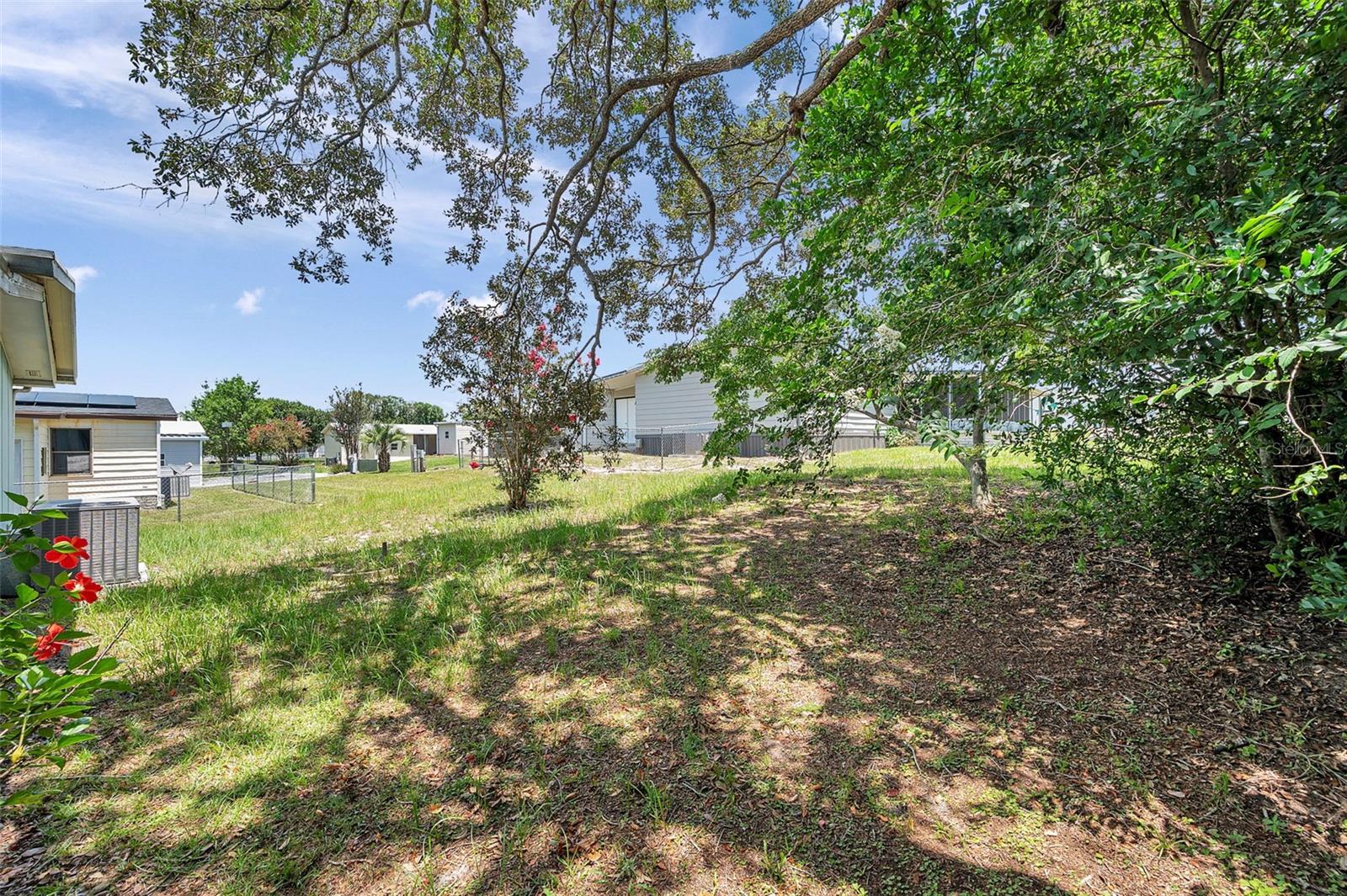 BROOKRIDGE COMMUNITY - Residential