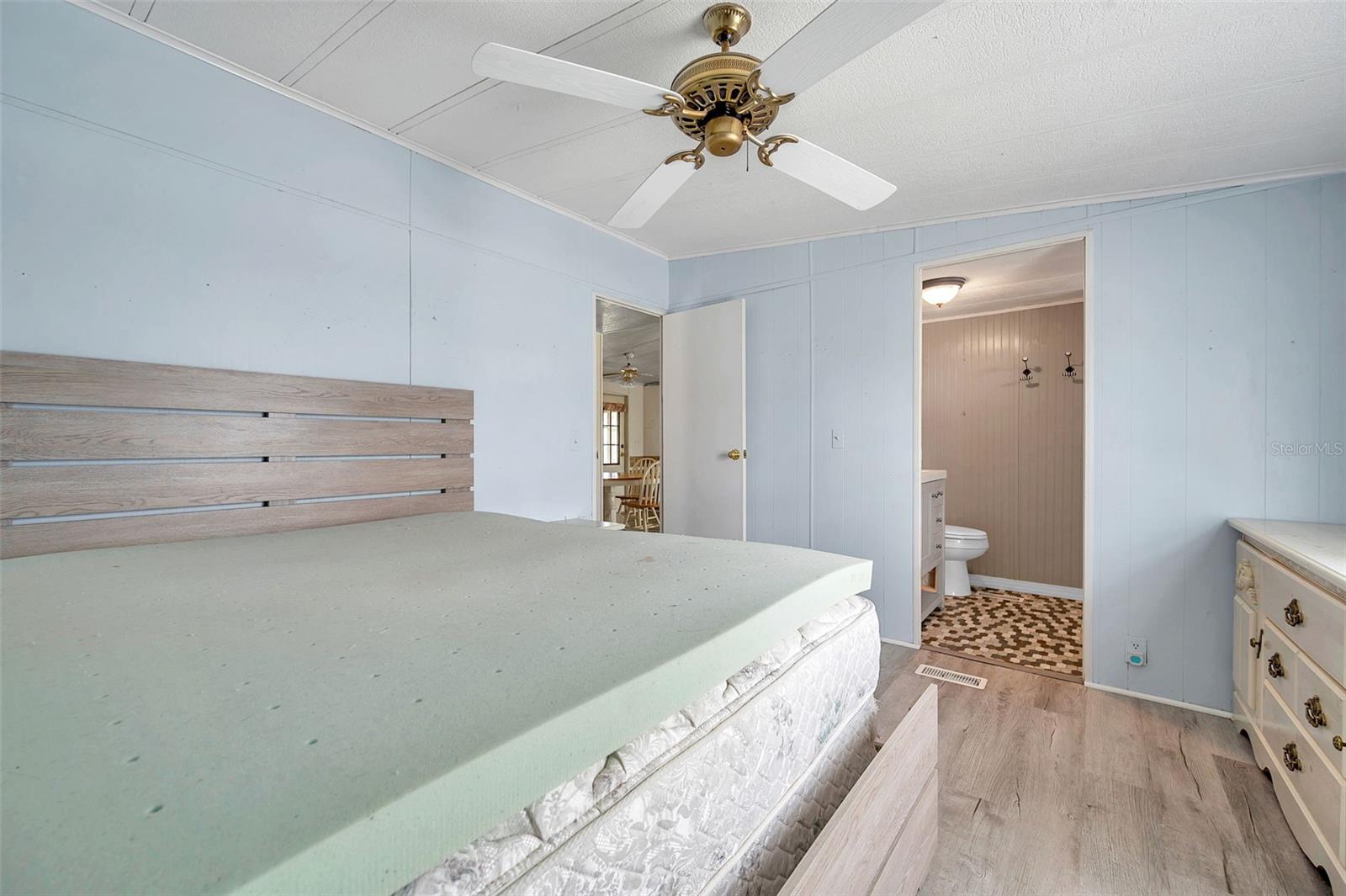 BROOKRIDGE COMMUNITY - Residential