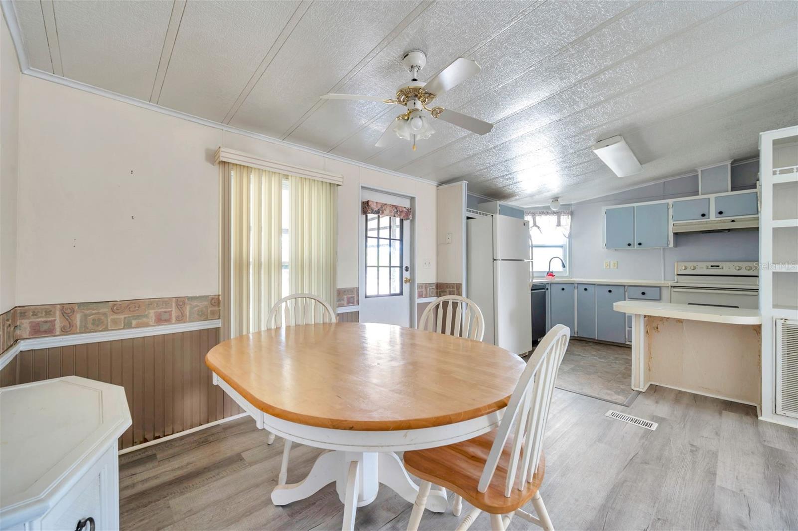 BROOKRIDGE COMMUNITY - Residential