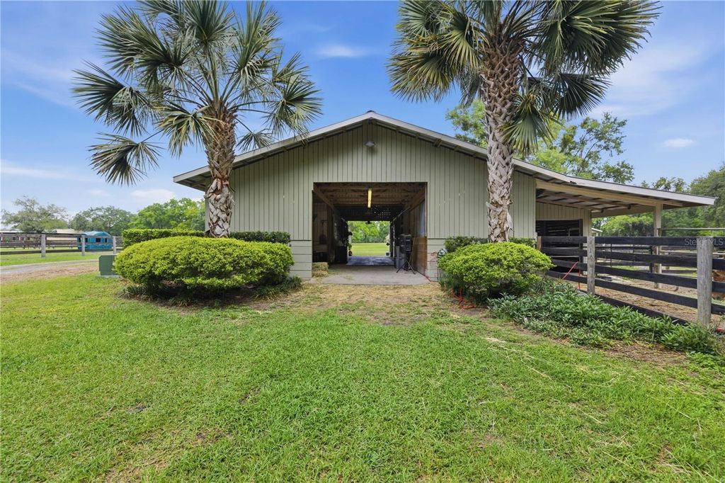 Photo of 5999 NW 90th Avenue, Ocala, FL 34482 (MLS # OM722996)