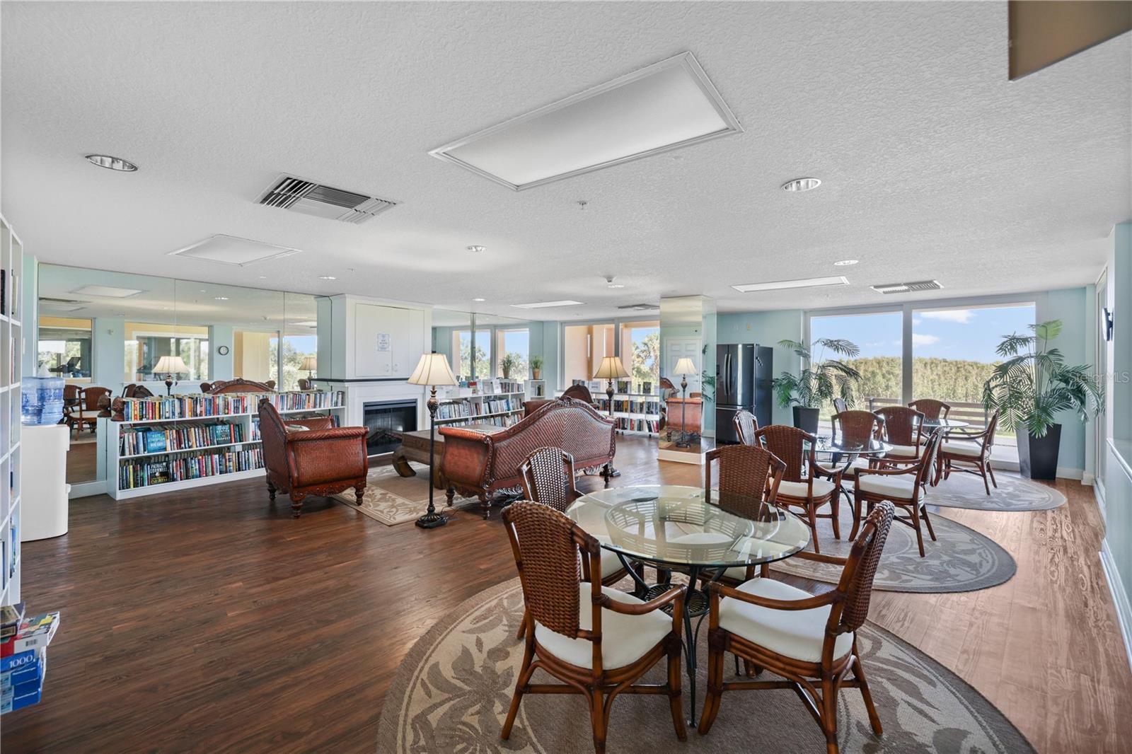 SURF CLUB 03 CONDO - Residential