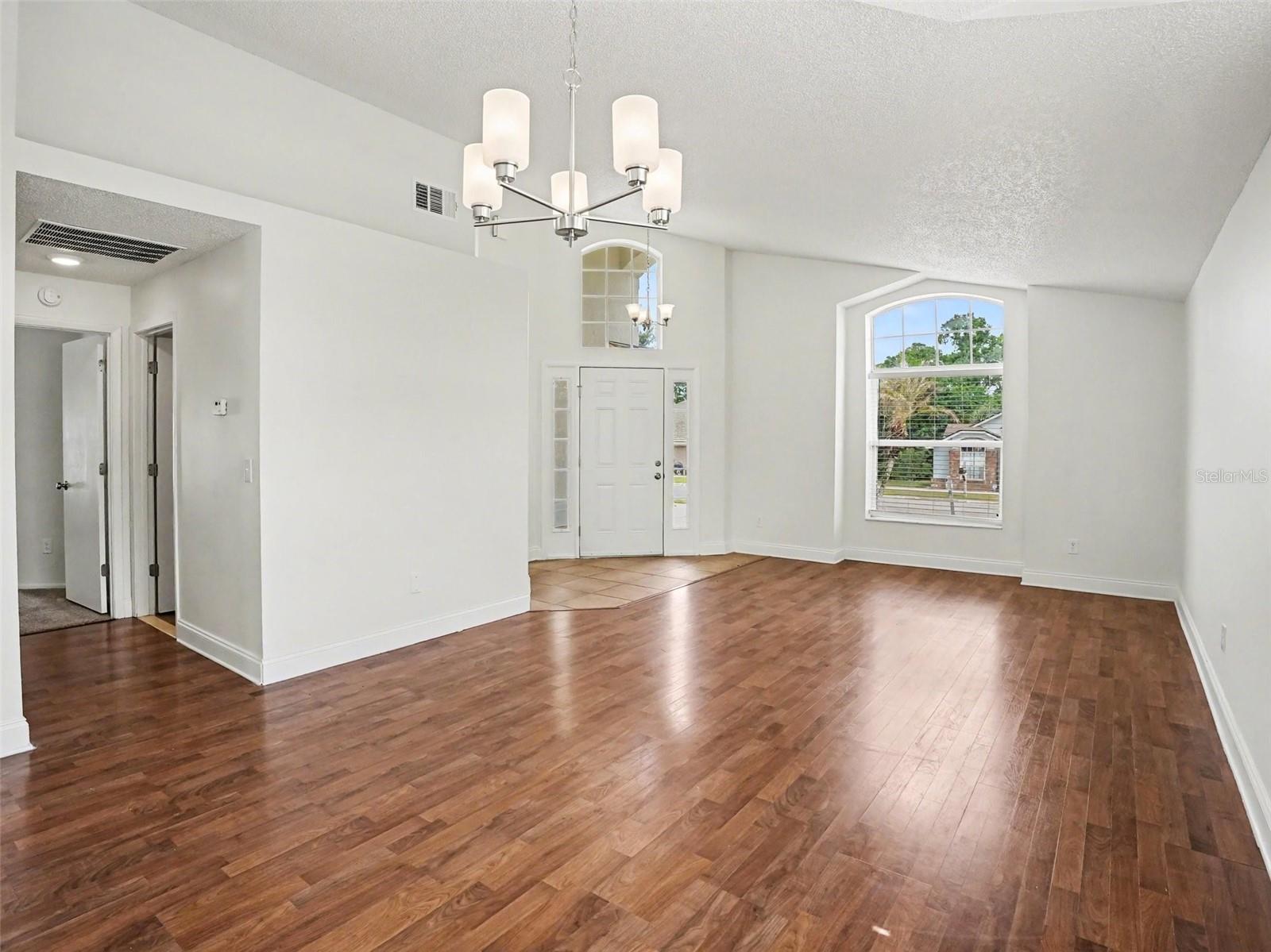 SILVER RIDGE PH 04 - Residential