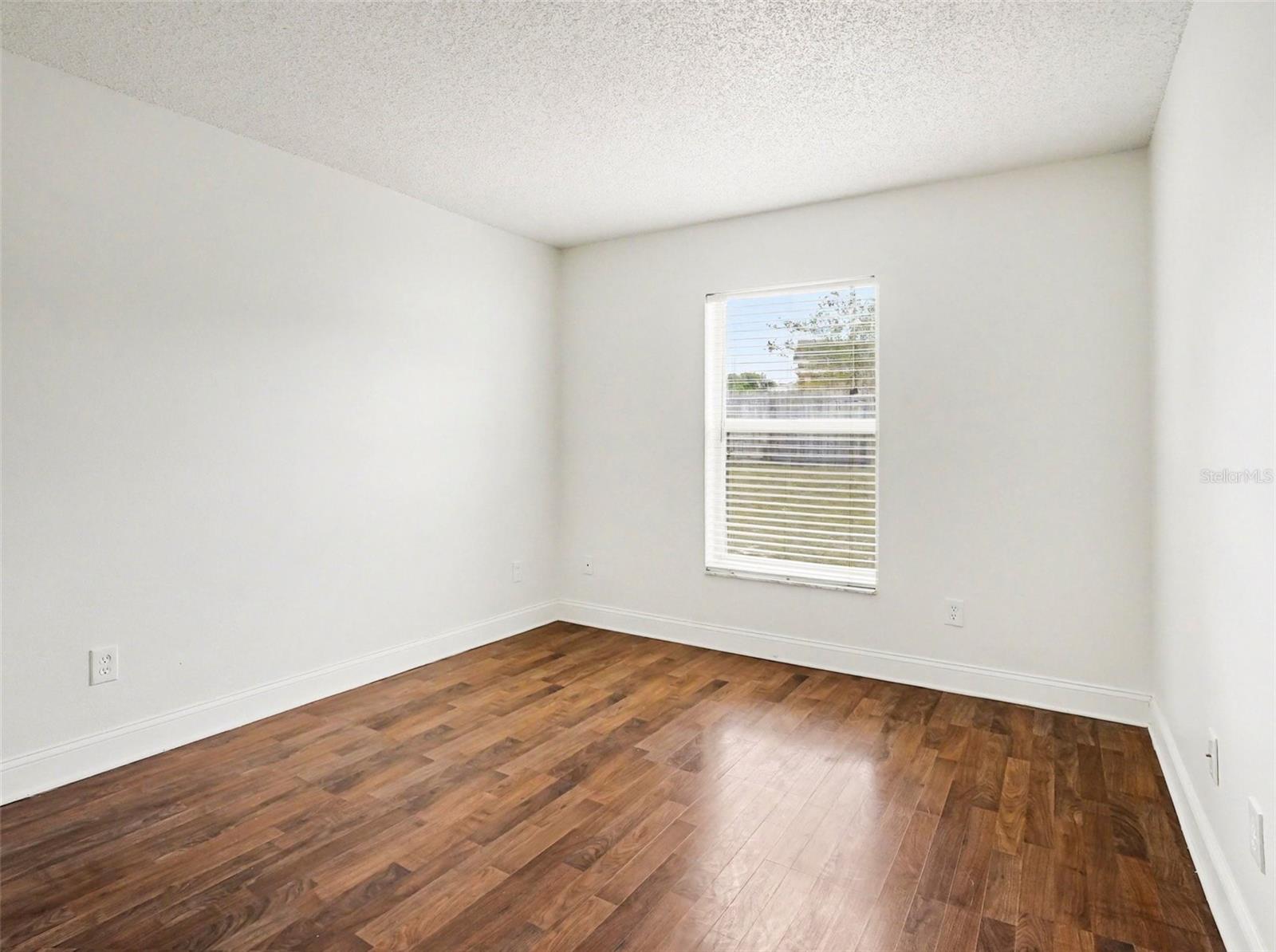 SILVER RIDGE PH 04 - Residential