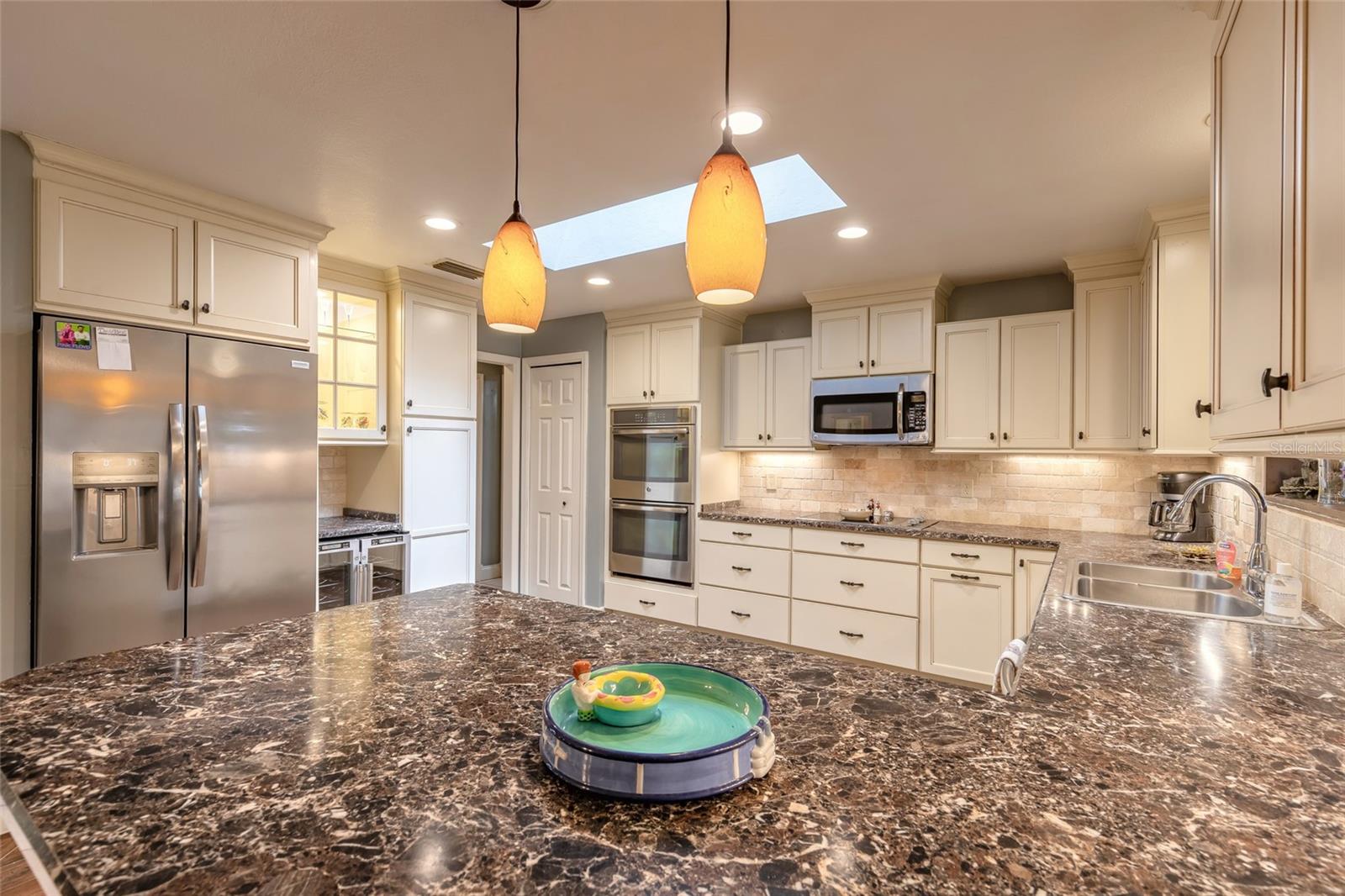 1413 ORANGE TREE DRIVE