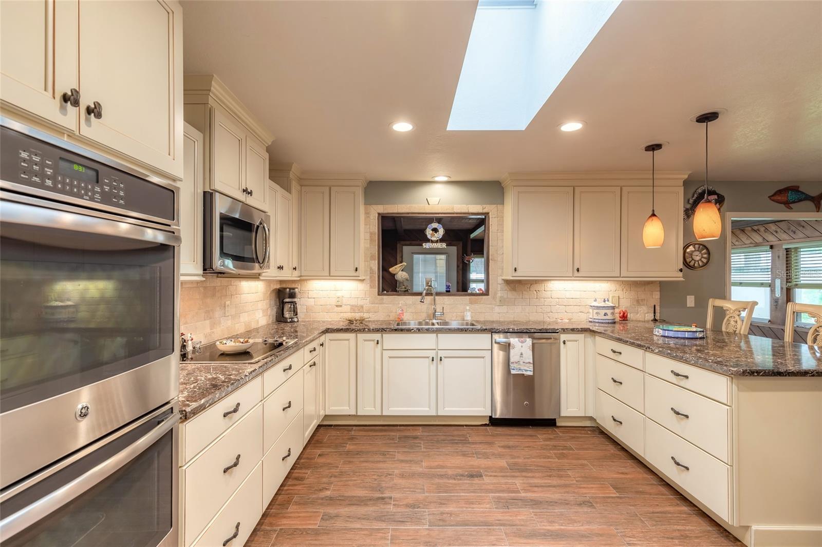 1413 ORANGE TREE DRIVE
